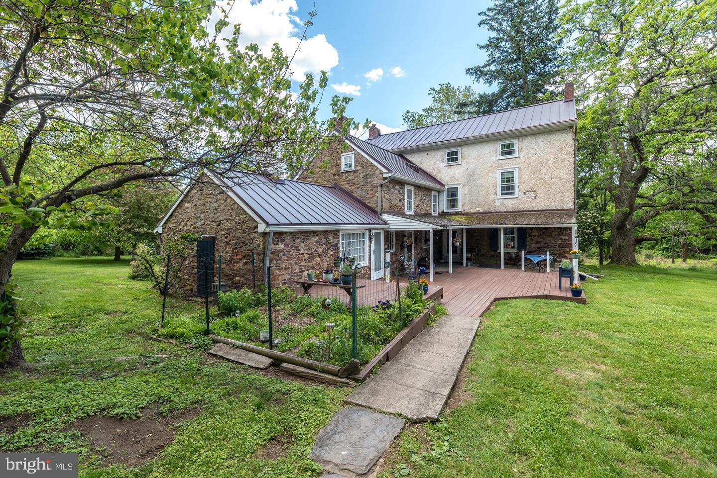 345 Park Ave, Chalfont, PA 18914 photo
