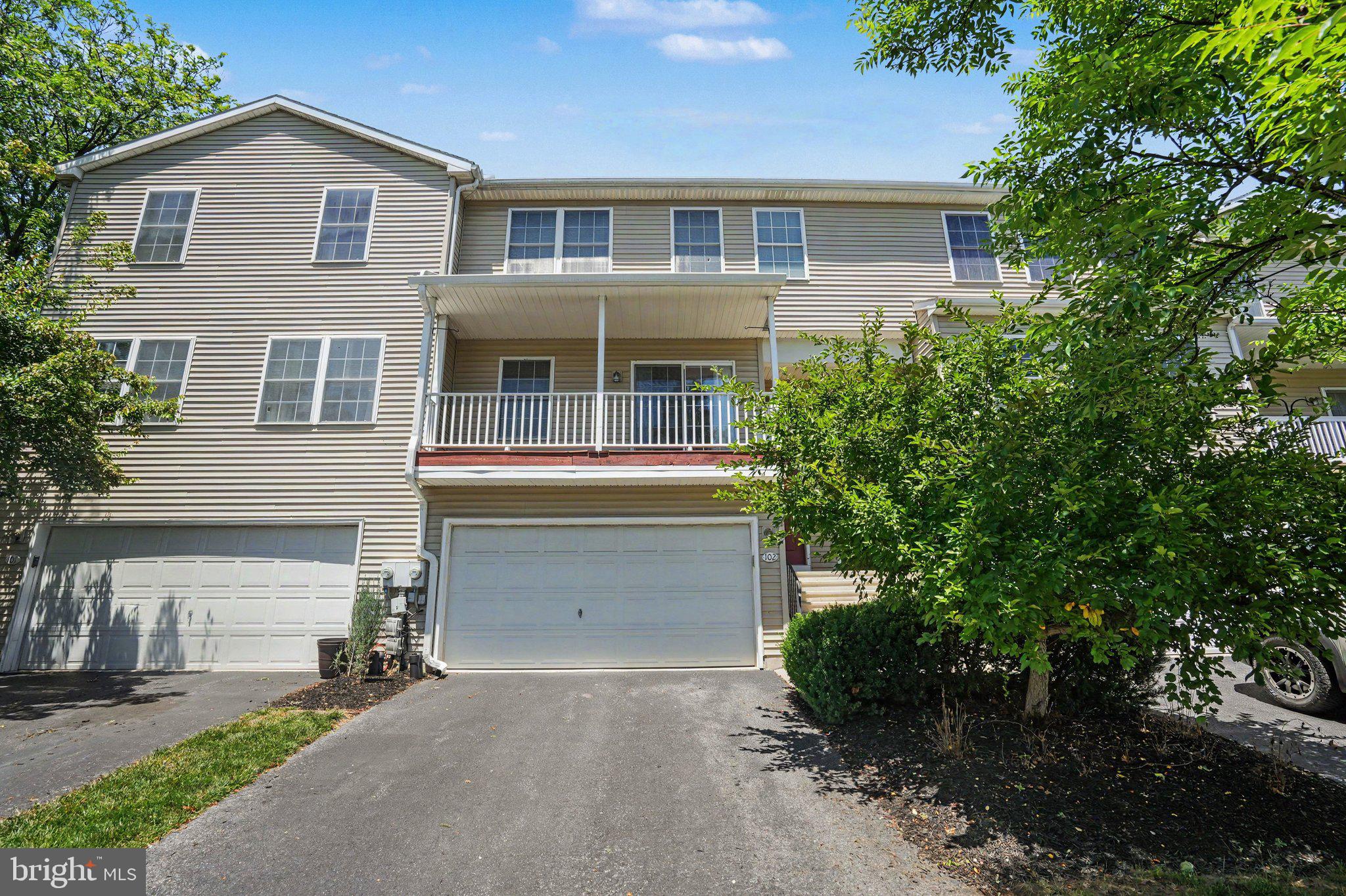 102 Woodside Ct, Annville, PA 17003 photo