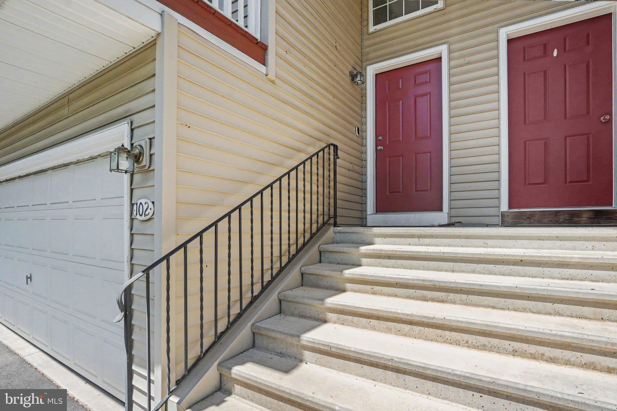102 Woodside Ct, Annville, PA 17003 photo