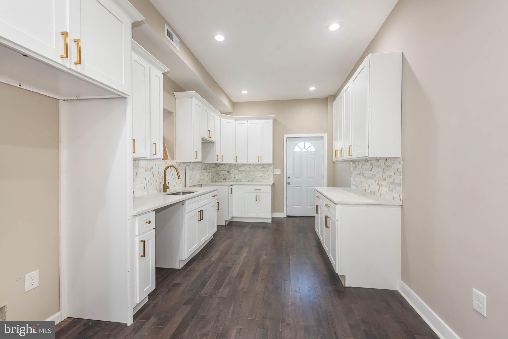 1713 N Bond St, Baltimore, MD 21213 photo