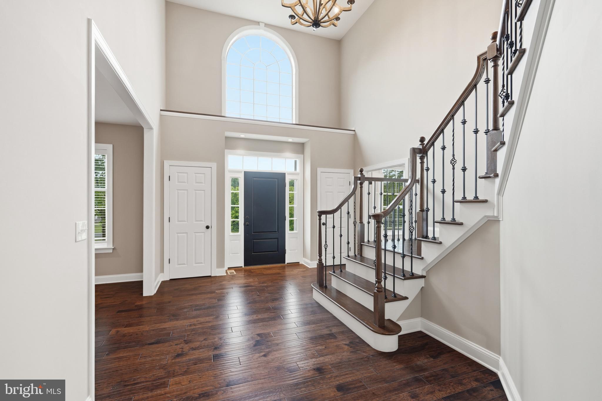 55 Island Ct, Easton, PA 18042 photo