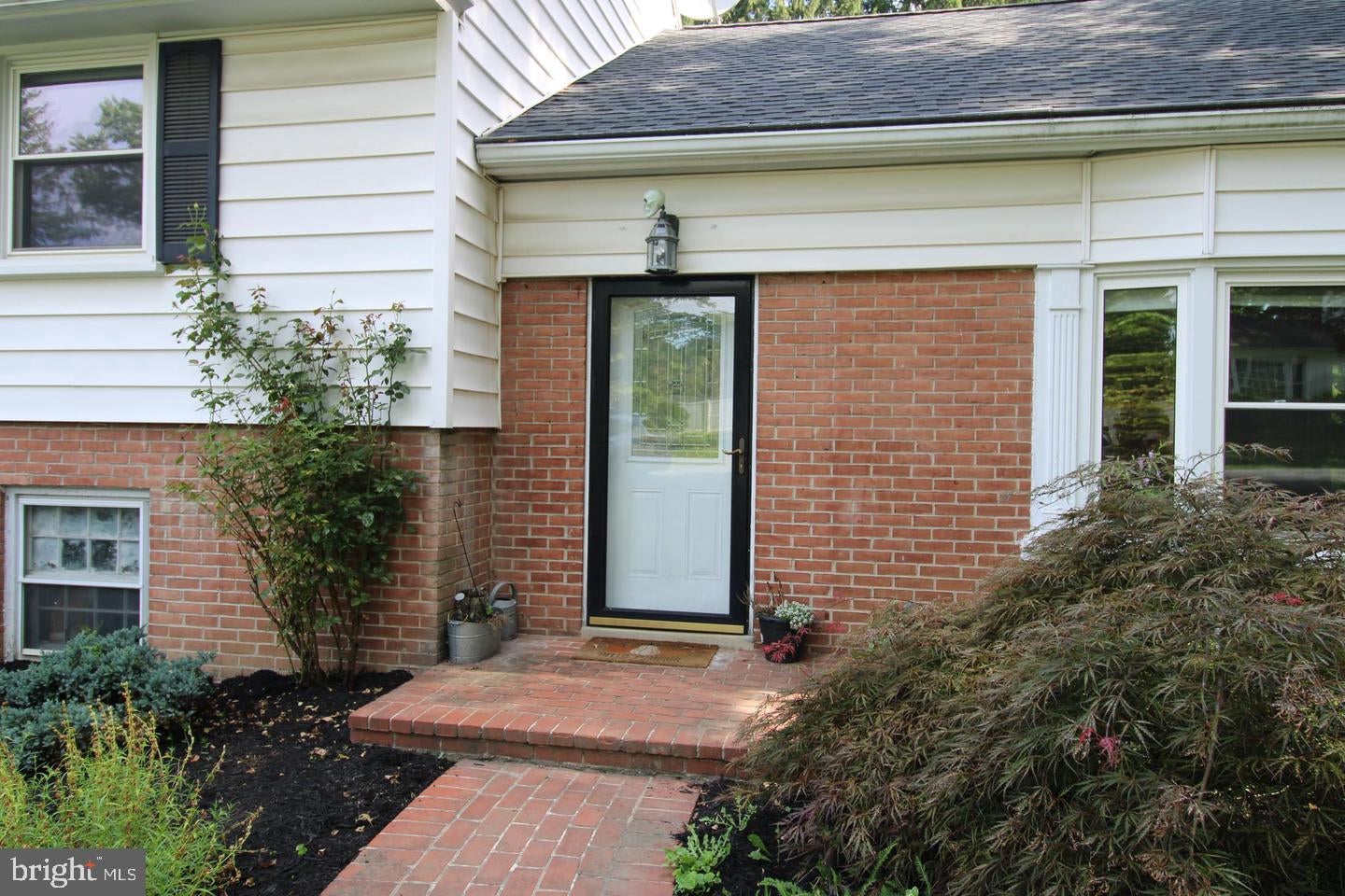 1133 Colonial Rd, Lancaster, PA 17603 photo