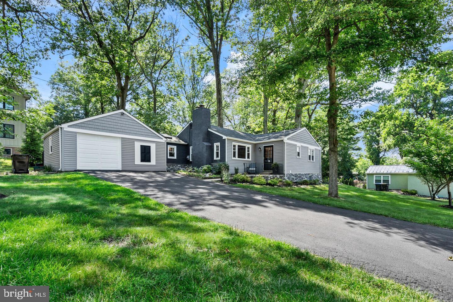 305 Irish Rd, Berwyn, PA 19312