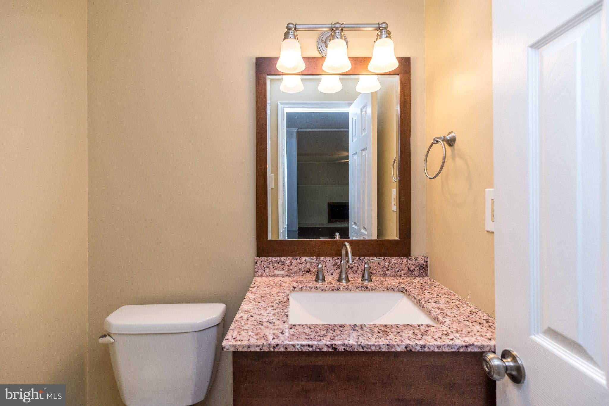 614 W Brookhaven Rd, Wallingford, PA 19086 photo