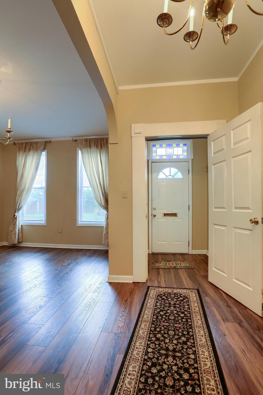 556 Race St, Harrisburg, PA 17104 photo