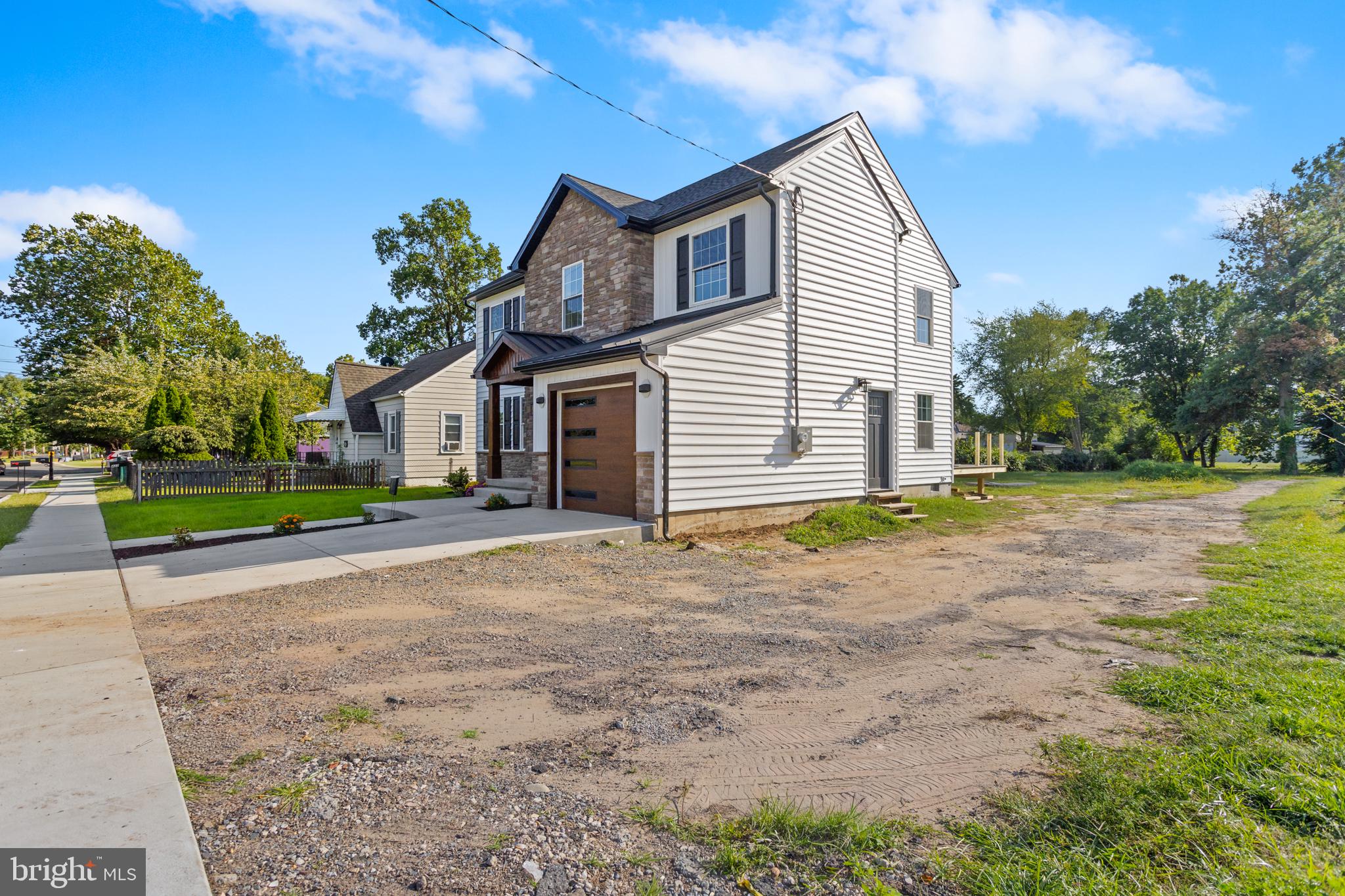 419 Ward Ave, Hampton, NJ 08619 photo
