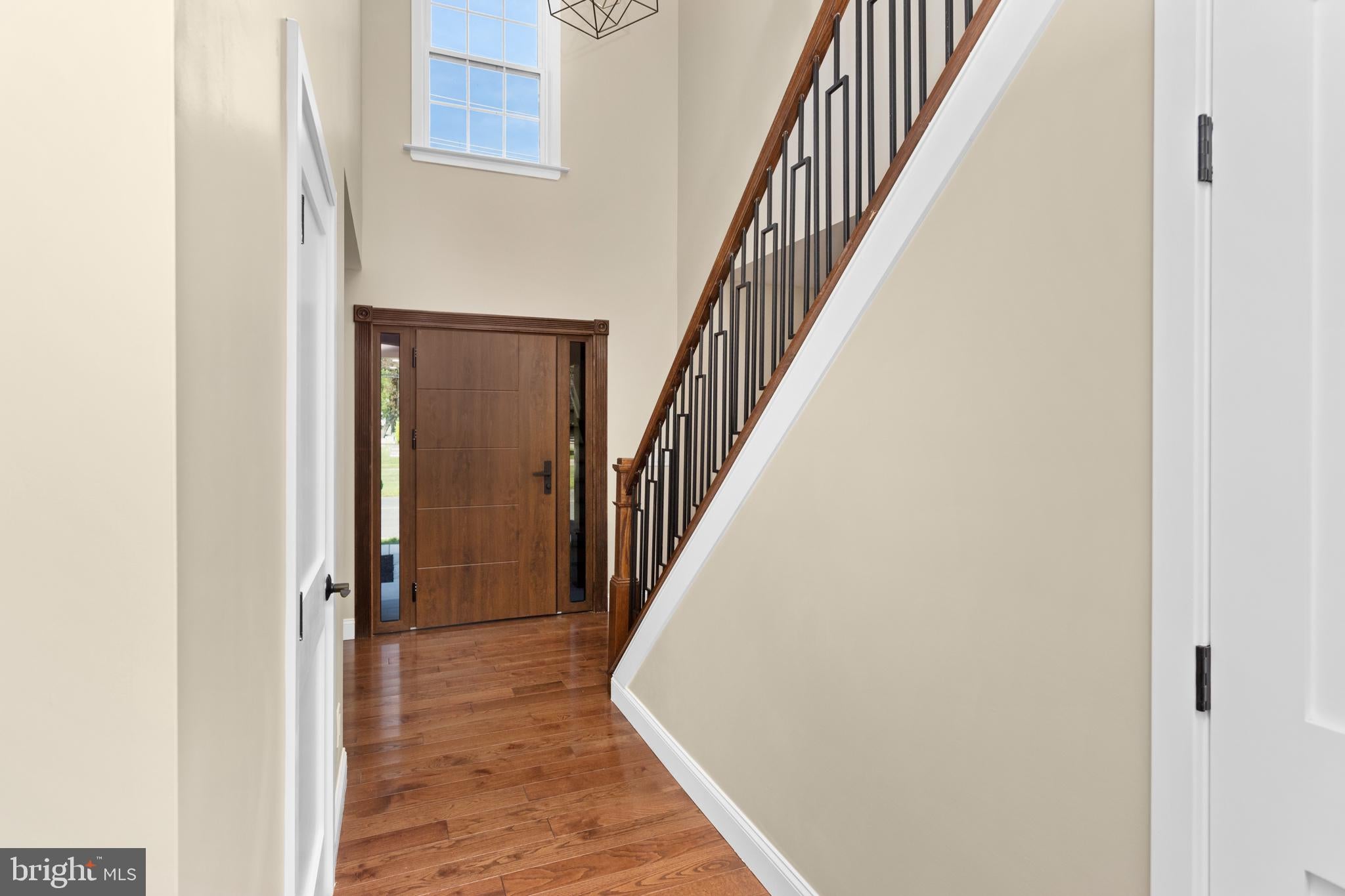 419 Ward Ave, Hampton, NJ 08619 photo