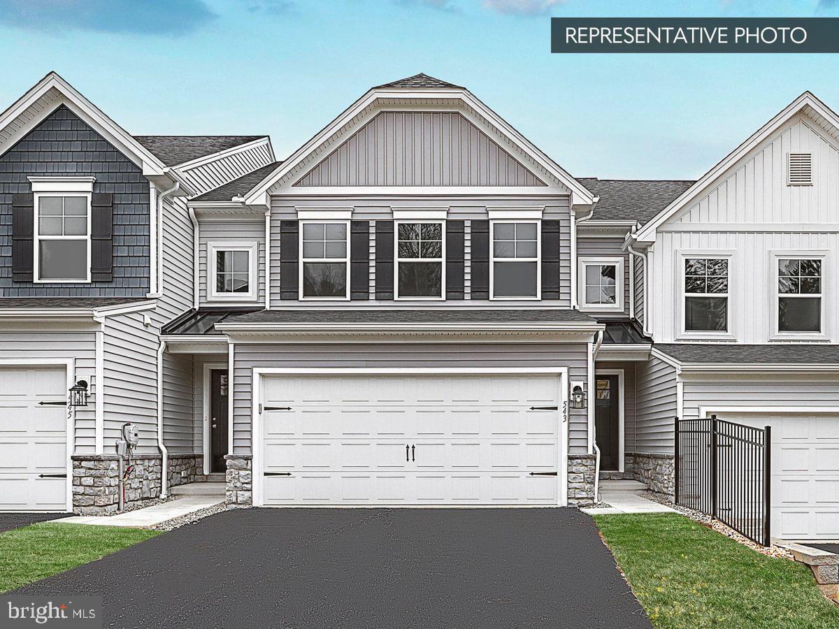 2325 Hampden Ct, Enola, PA 17025