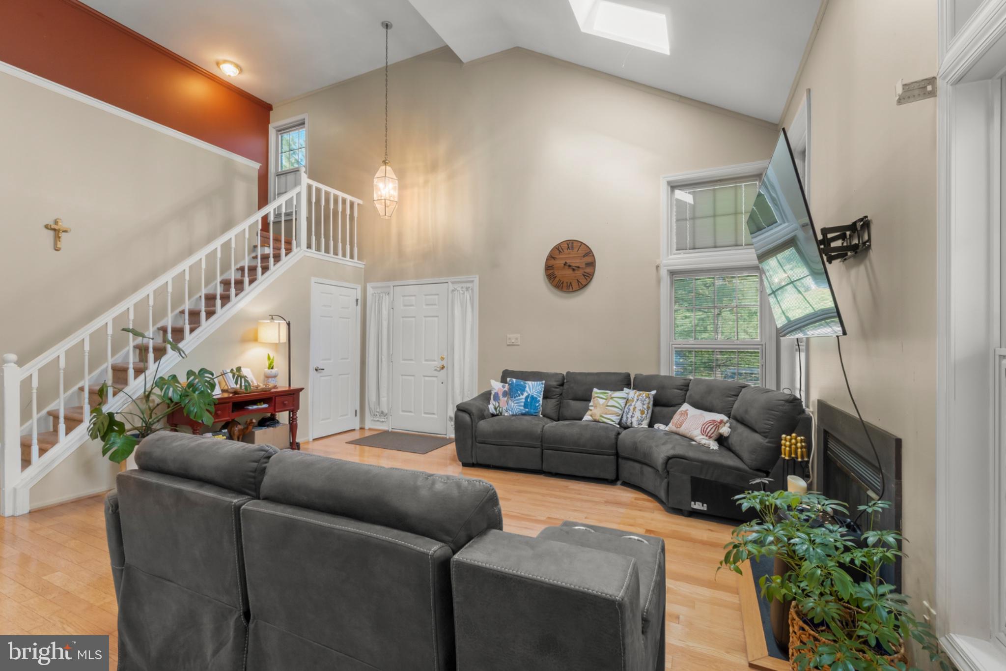2 Corkery Ln, Medford, NJ 08055 photo