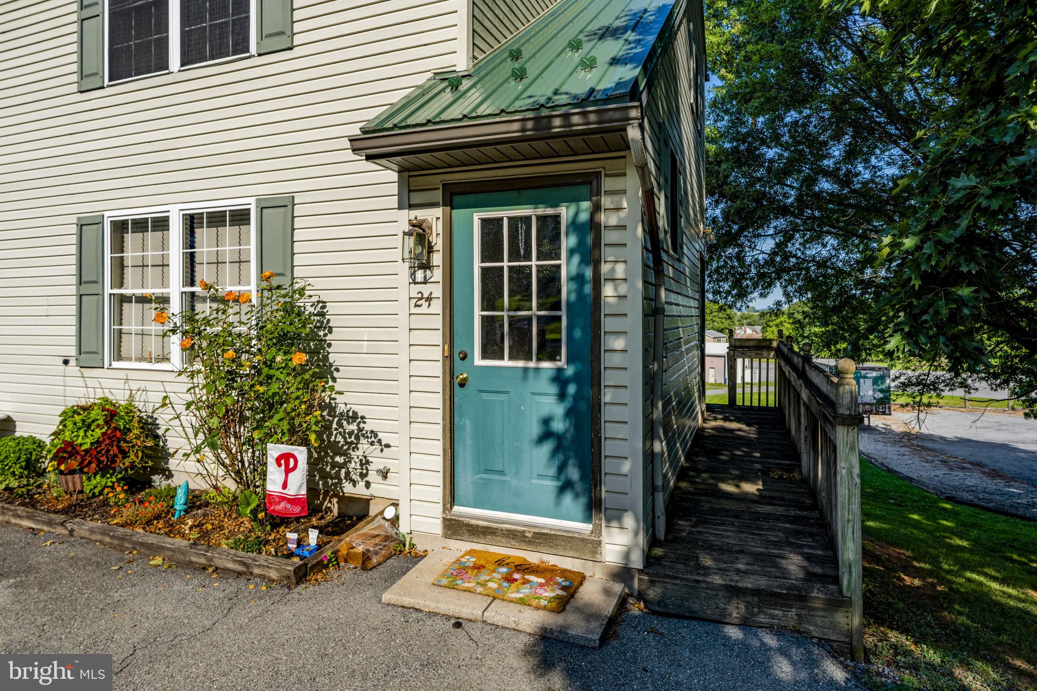22 Park St, Stevens, PA 17578 photo