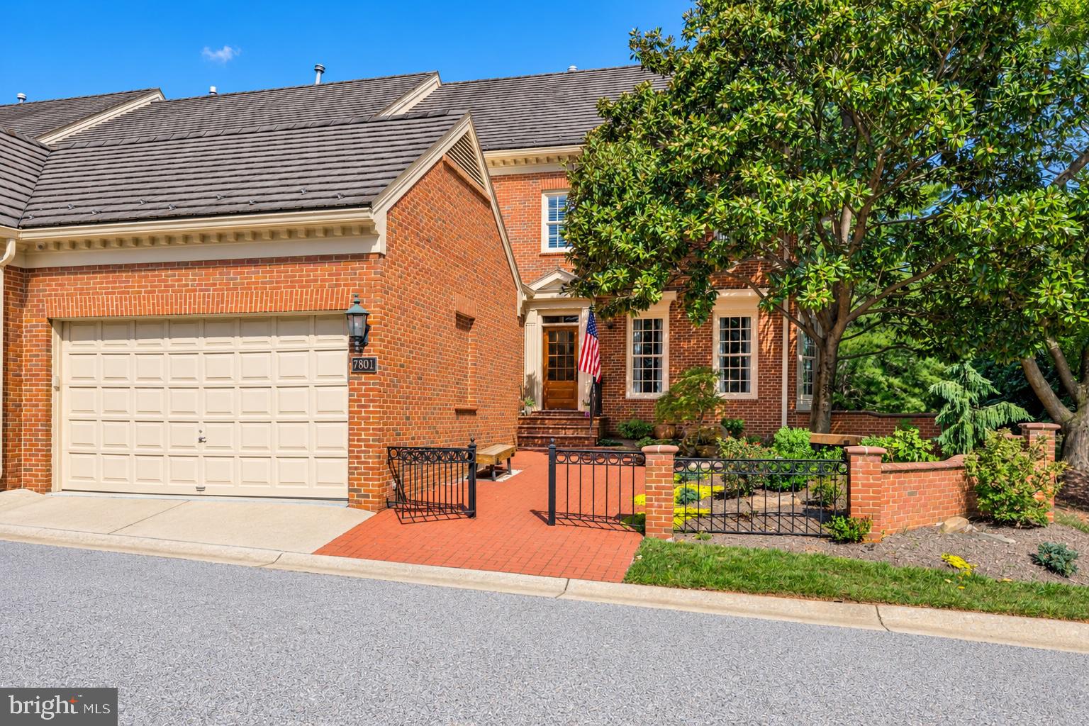 7801 Hidden Mdw, Potomac, MD 20854
