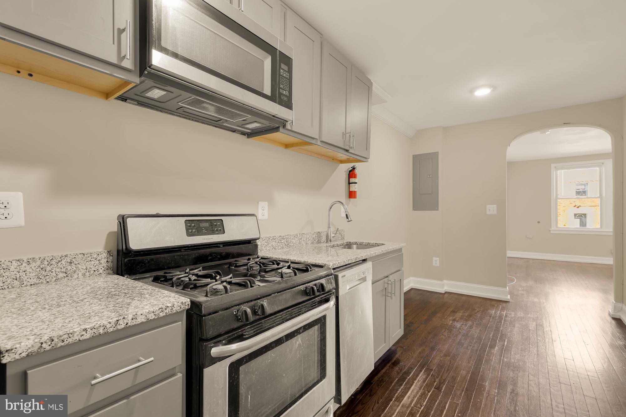 1231 Meigs Pl, Washington, DC 20002 photo