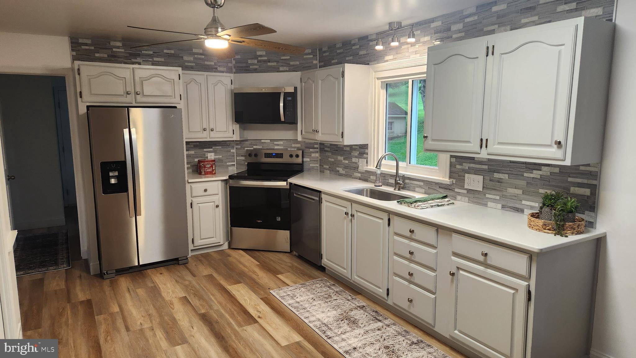 370 Highland Rd, West Chester, PA 19382 photo