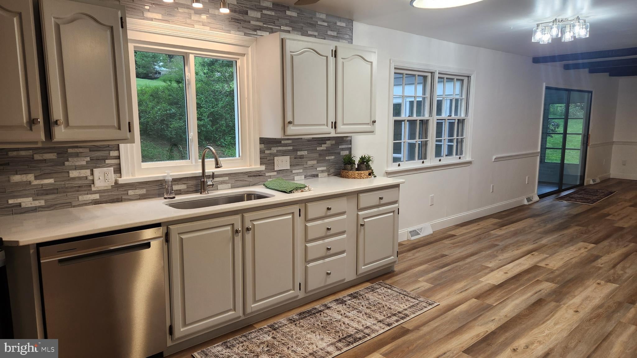 370 Highland Rd, West Chester, PA 19382 photo