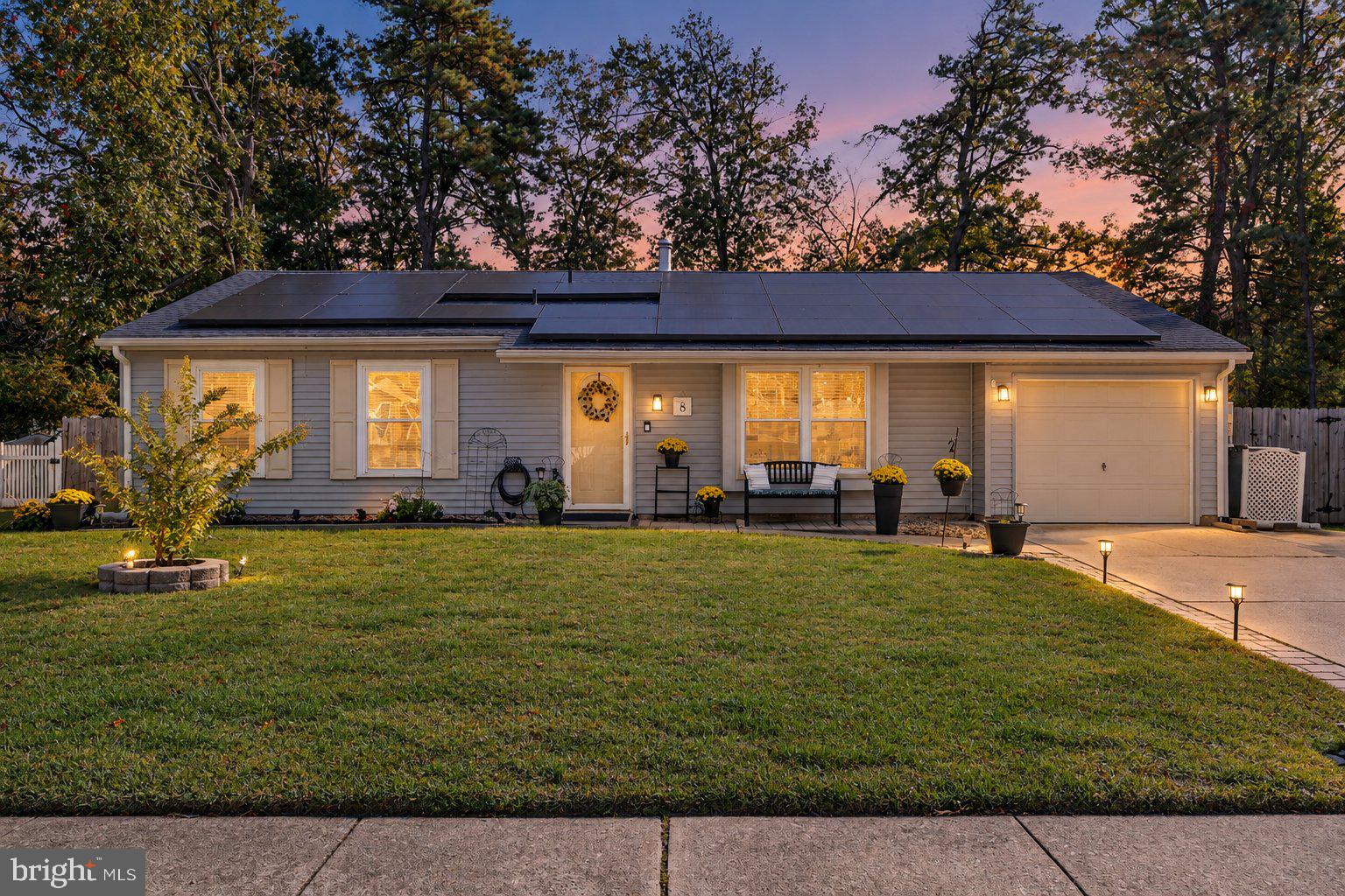 8 Centauri Ave, Sewell, NJ 08080