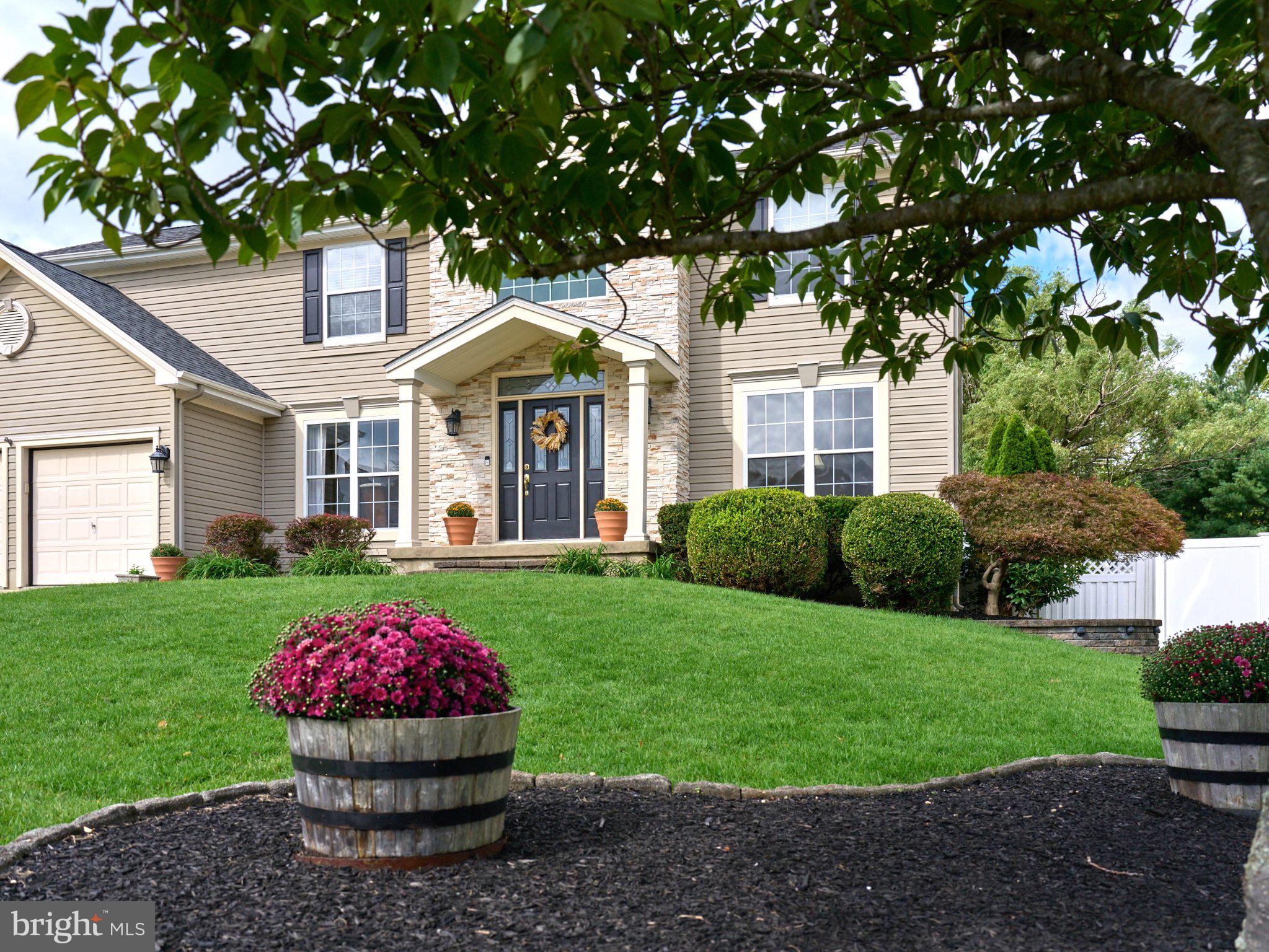4 Madison Ct, Marlton, NJ 08053 photo