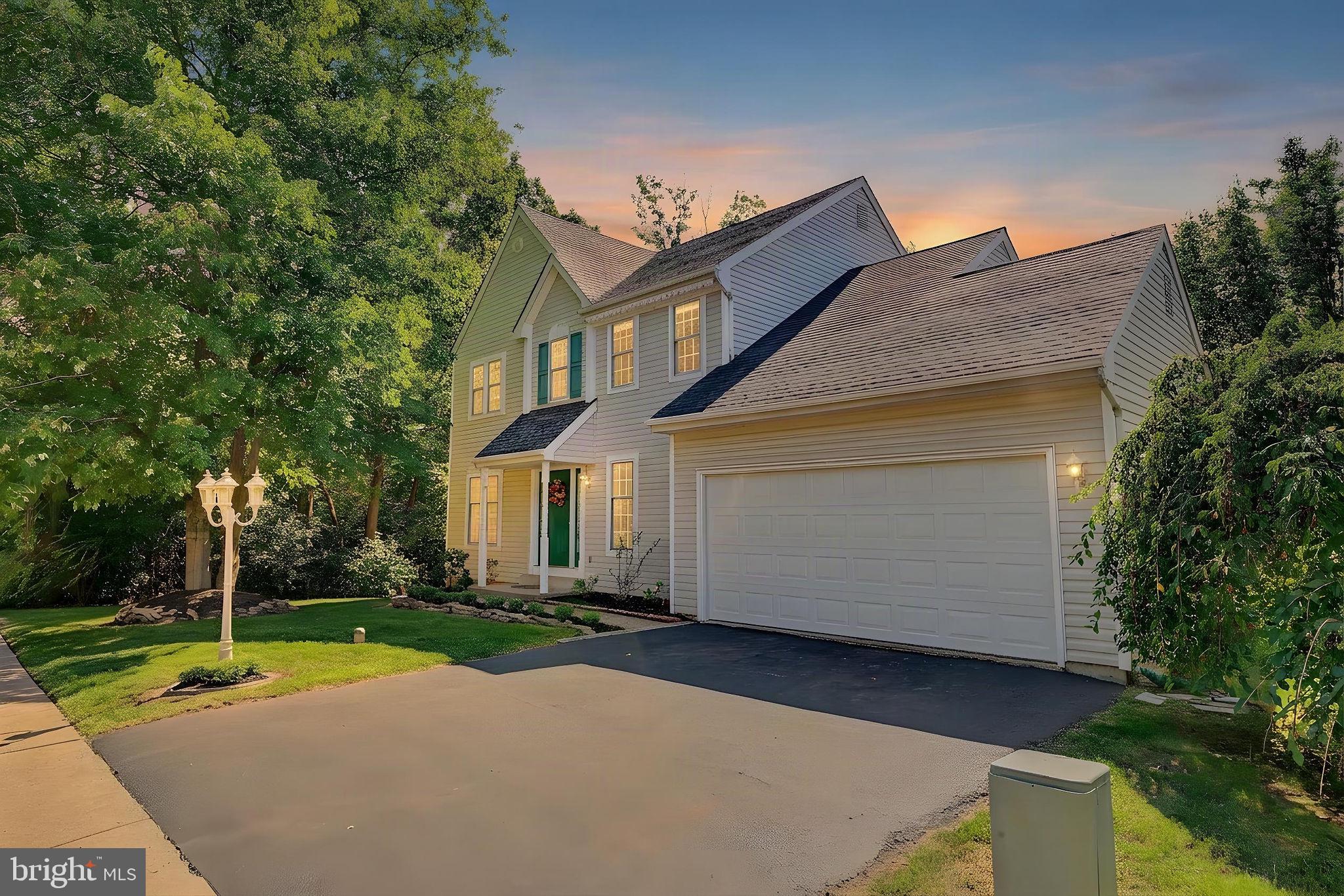 705 Buttonwood Dr, Royersford, PA 19468