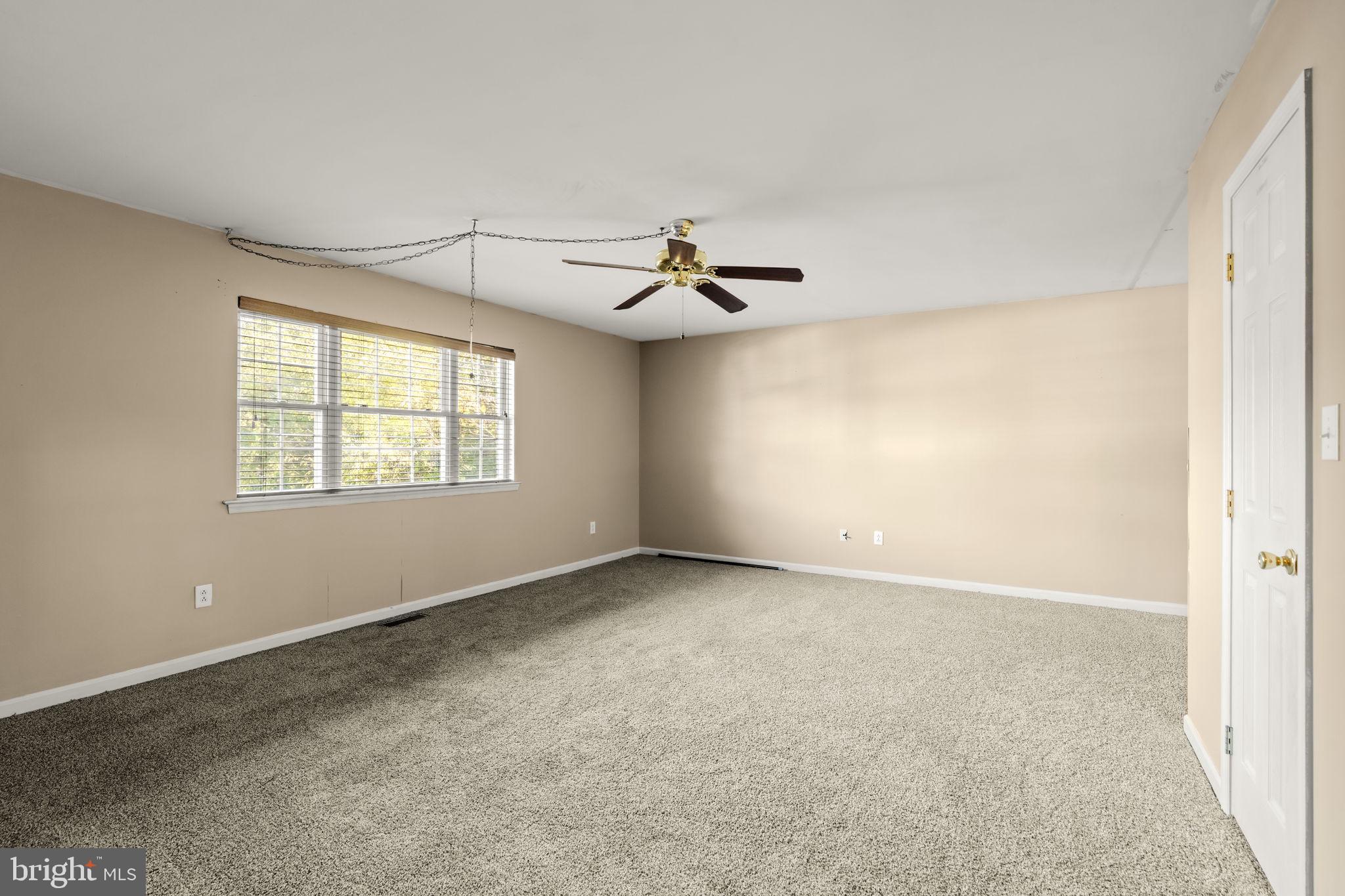 10 Brassie Cir, Reading, PA 19607 photo