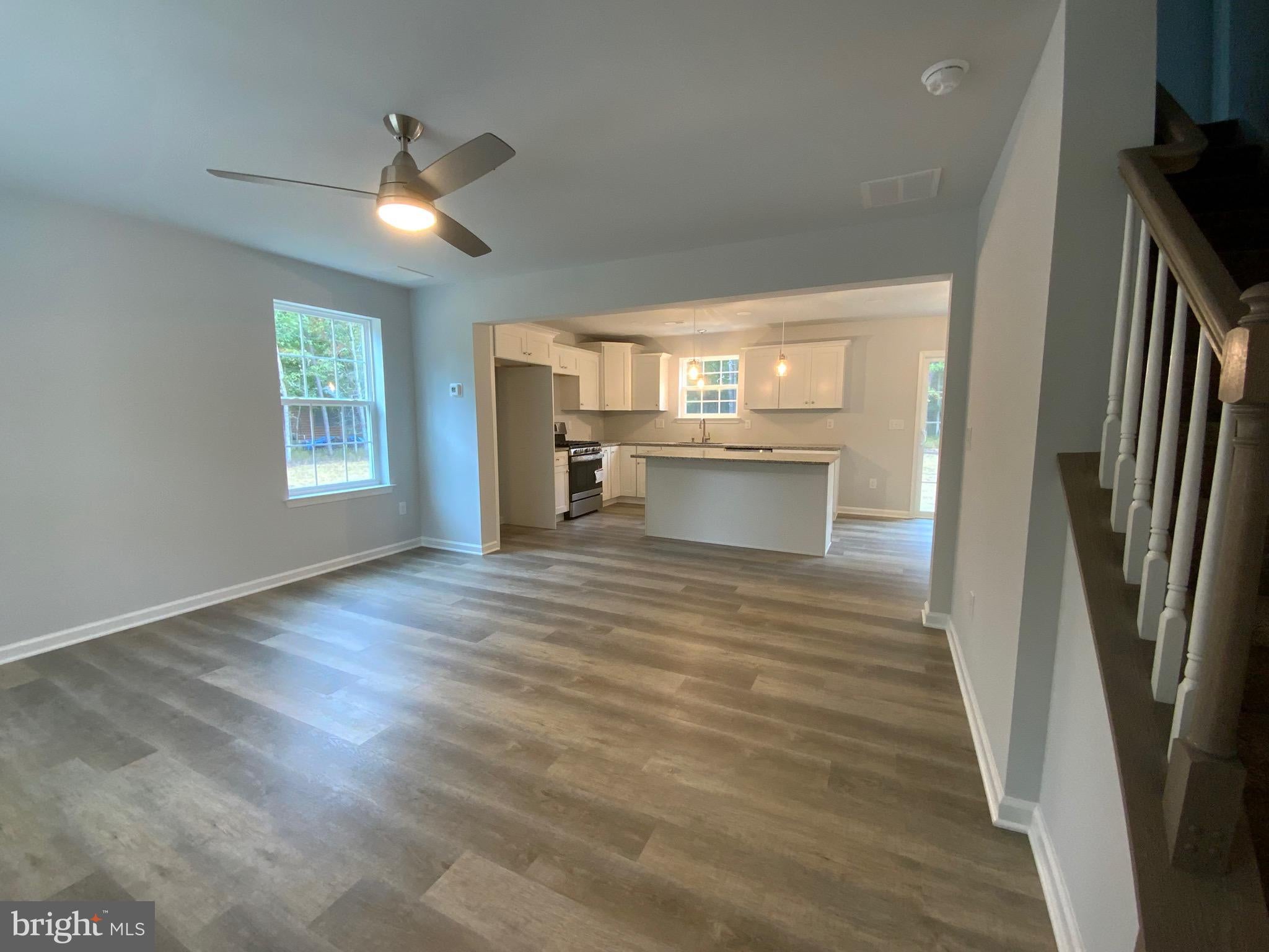 1021 Evergreen Ln, Williamstown, NJ 08094 photo