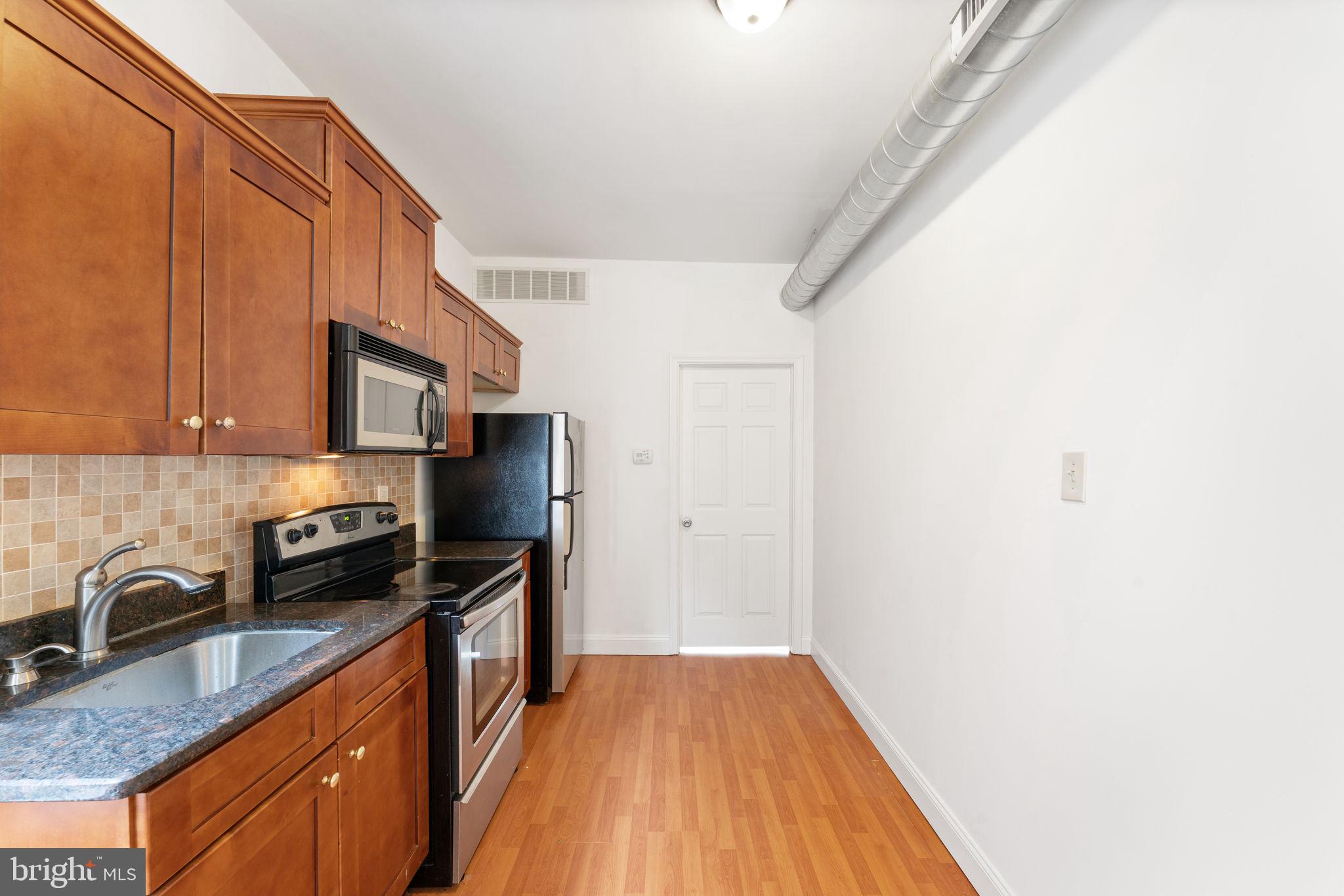5241 Walnut St #00, Philadelphia, PA 19139 photo