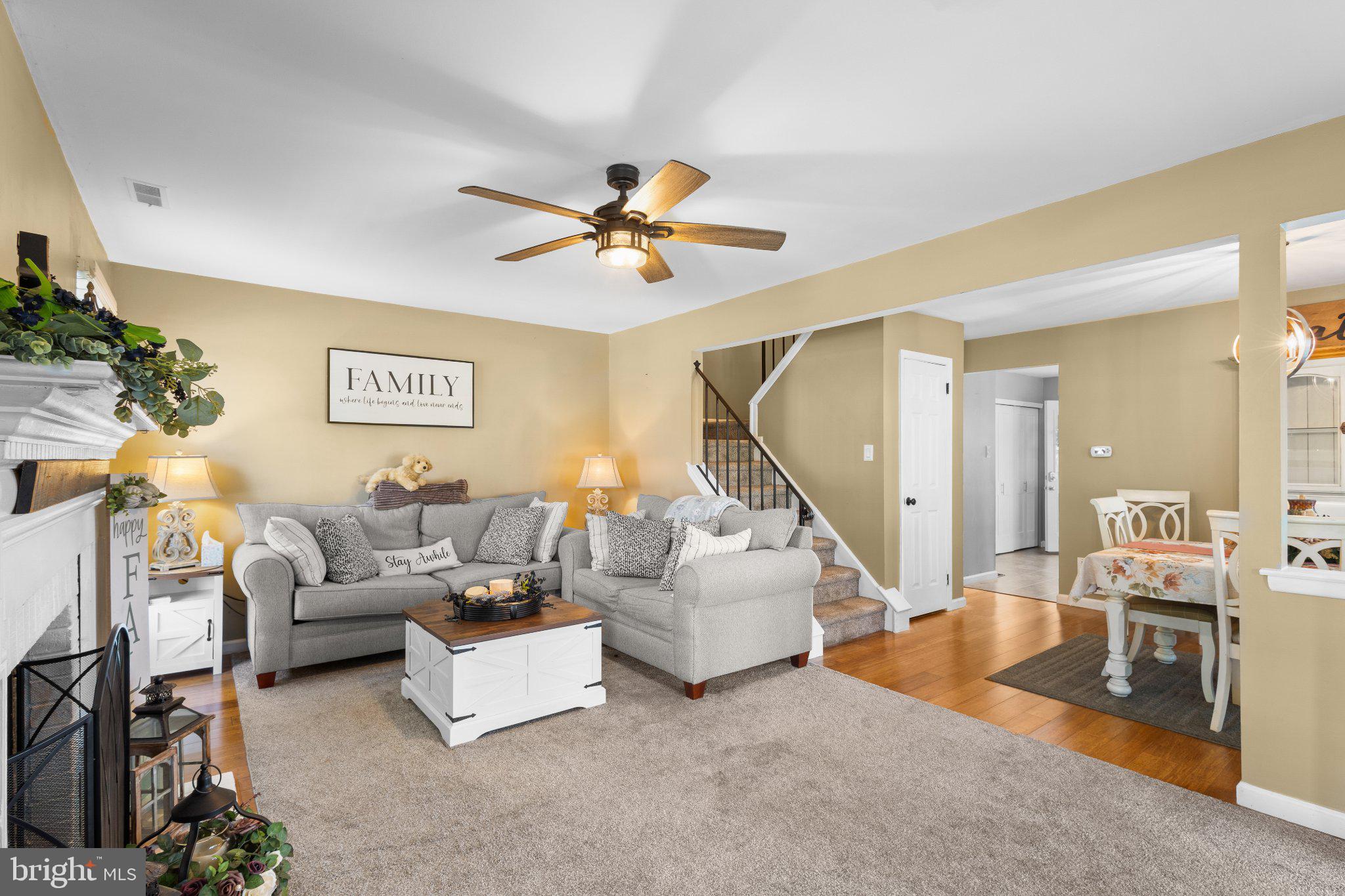 501 Essex Ct, West Deptford, NJ 08051 photo