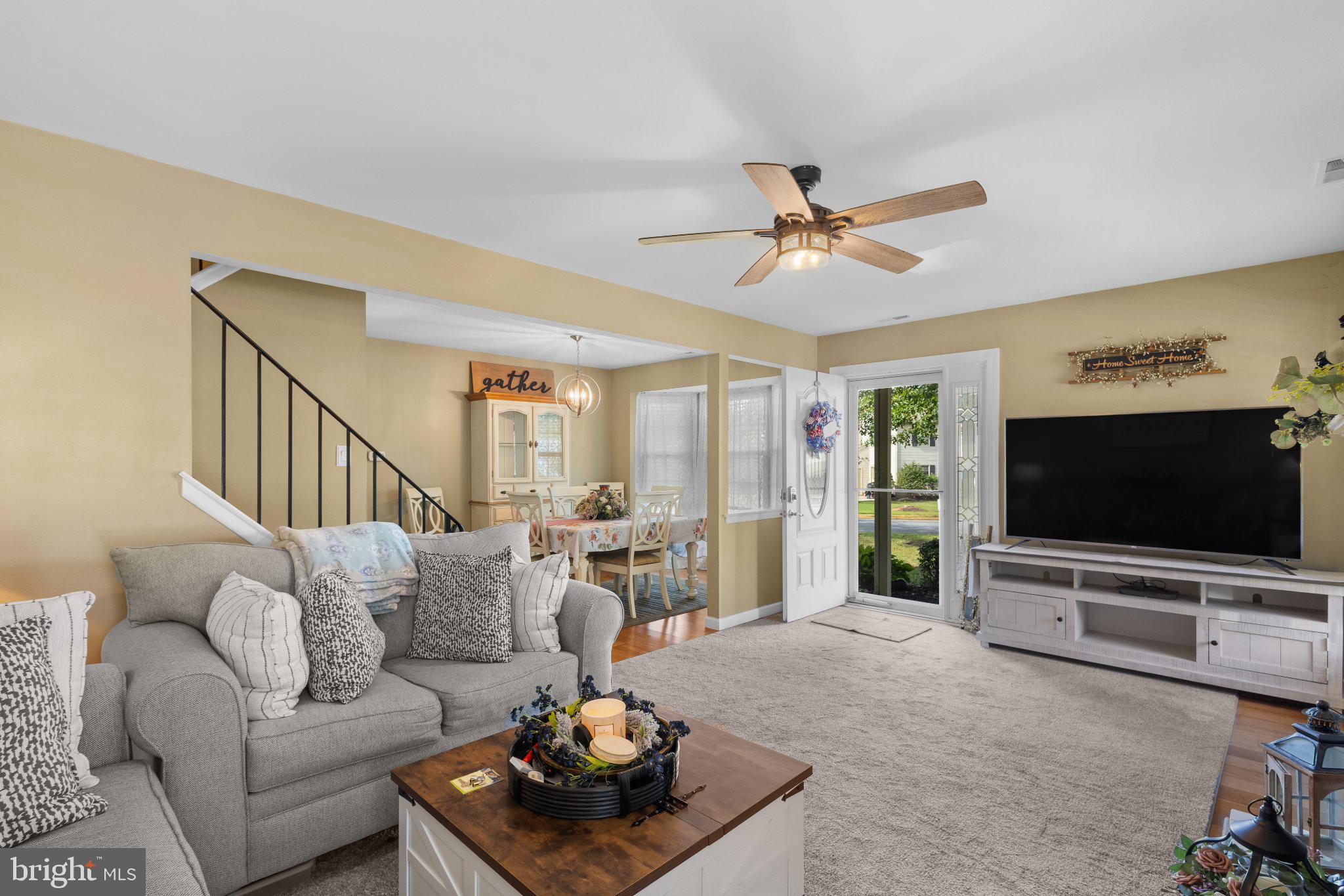 501 Essex Ct, West Deptford, NJ 08051 photo