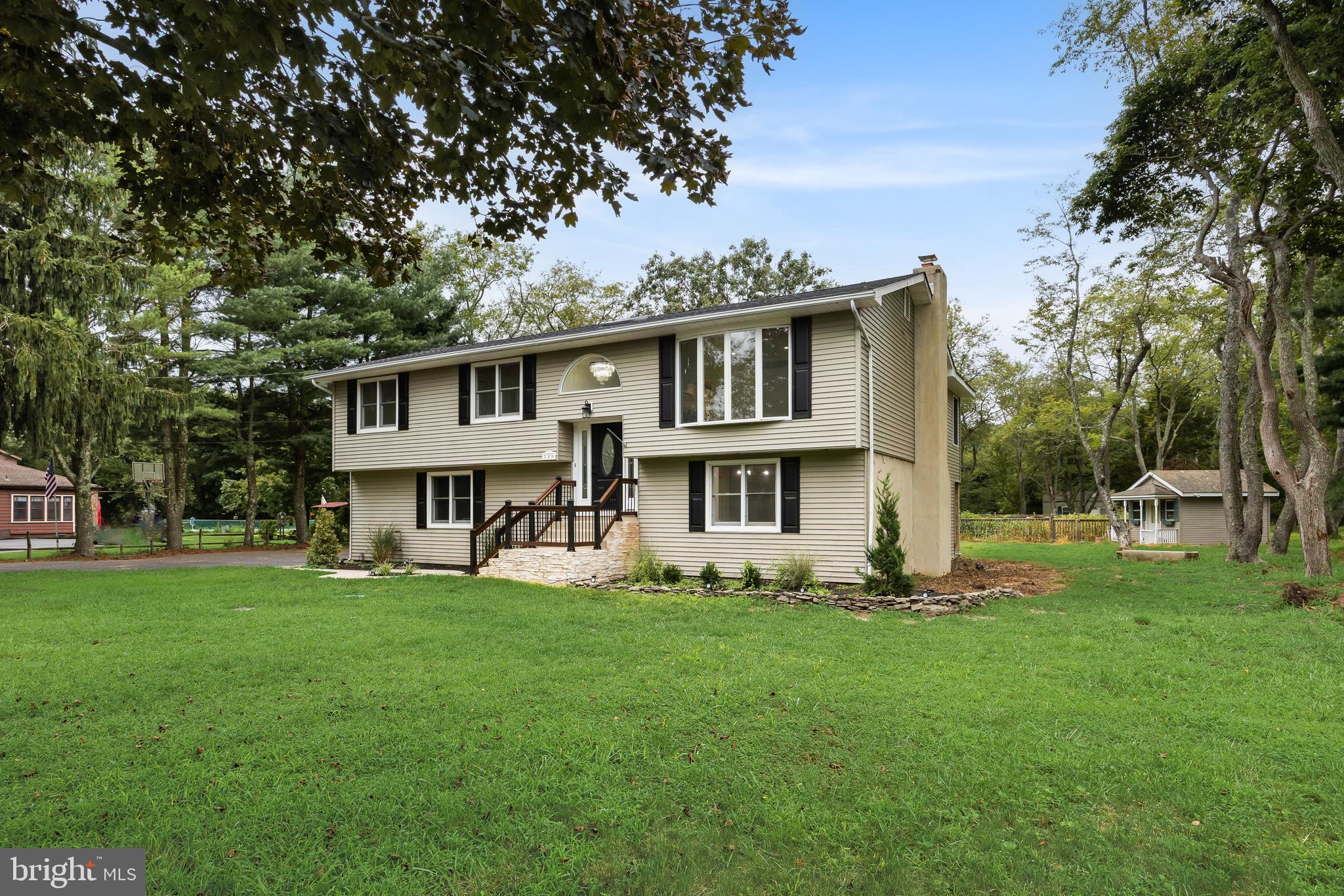 719 Kettle Run Rd, Marlton, NJ 08053 photo