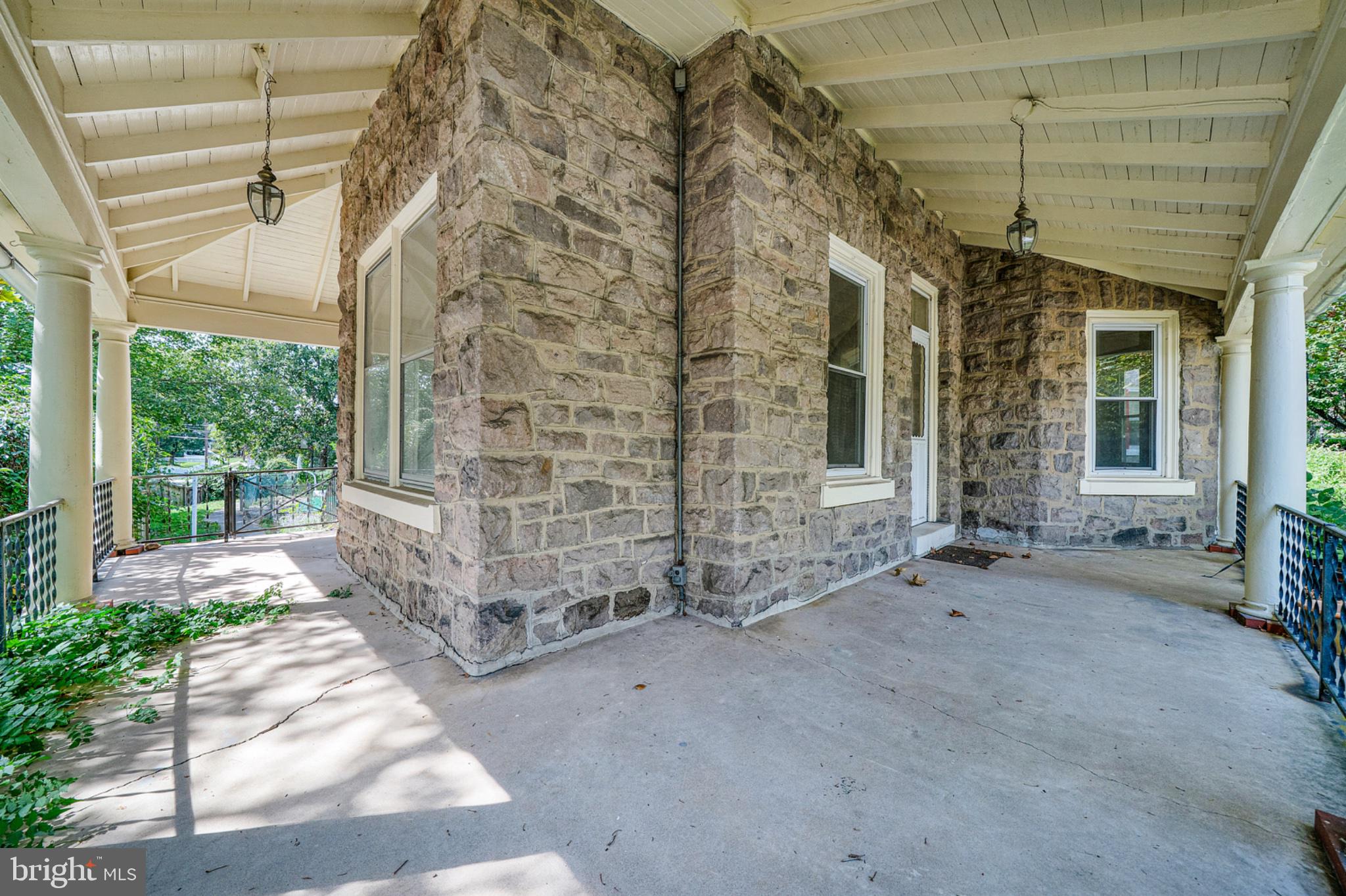 506 Trinity Pl, Ambler, PA 19002 photo