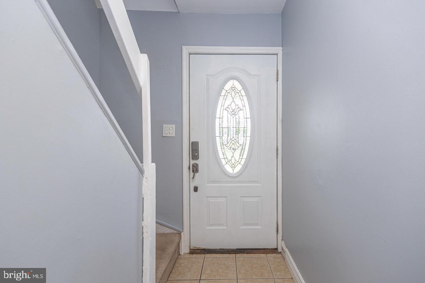 11 High Rd, Levittown, PA 19056 photo