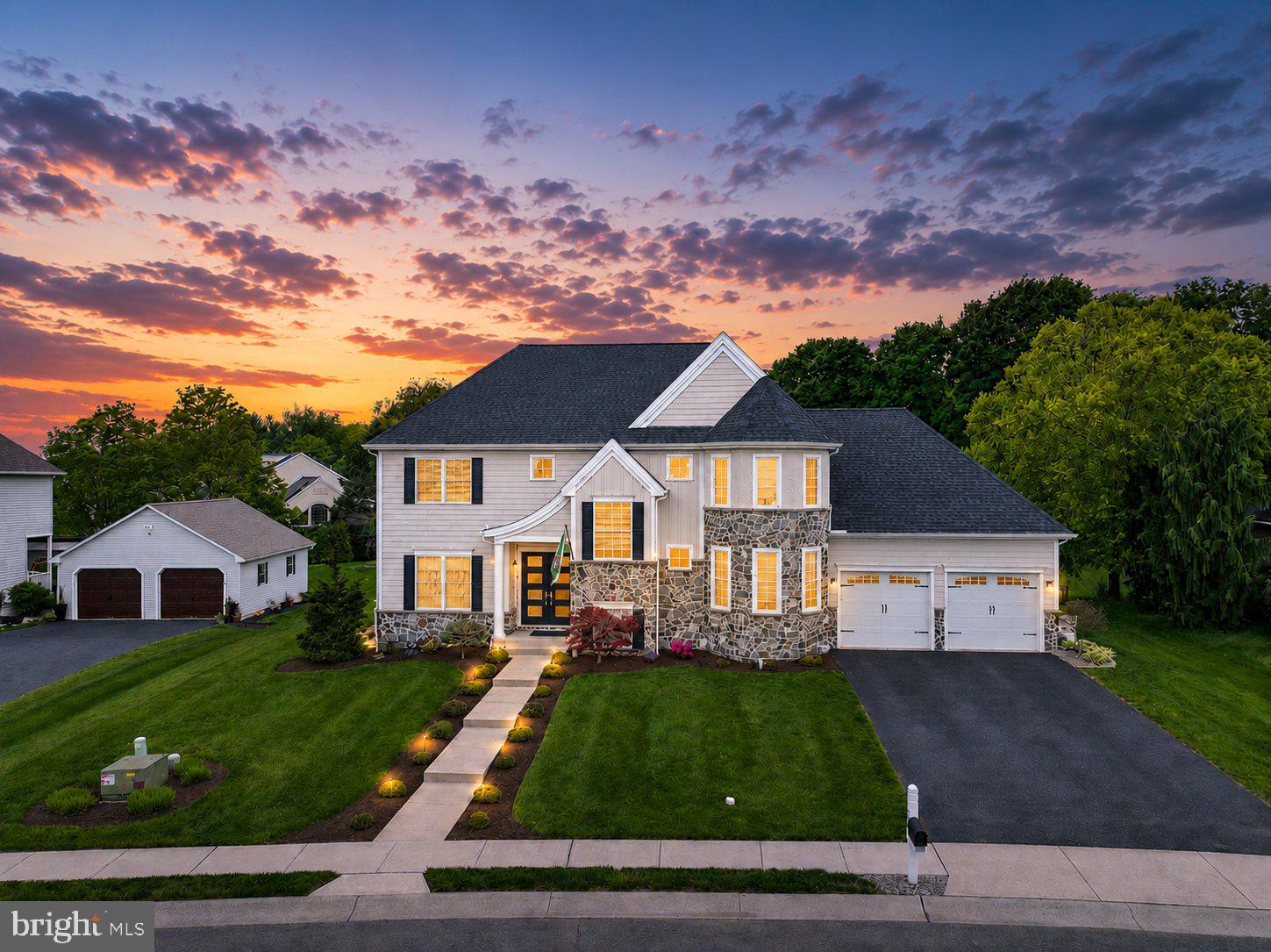 227 Settlers Bnd, Lancaster, PA 17601