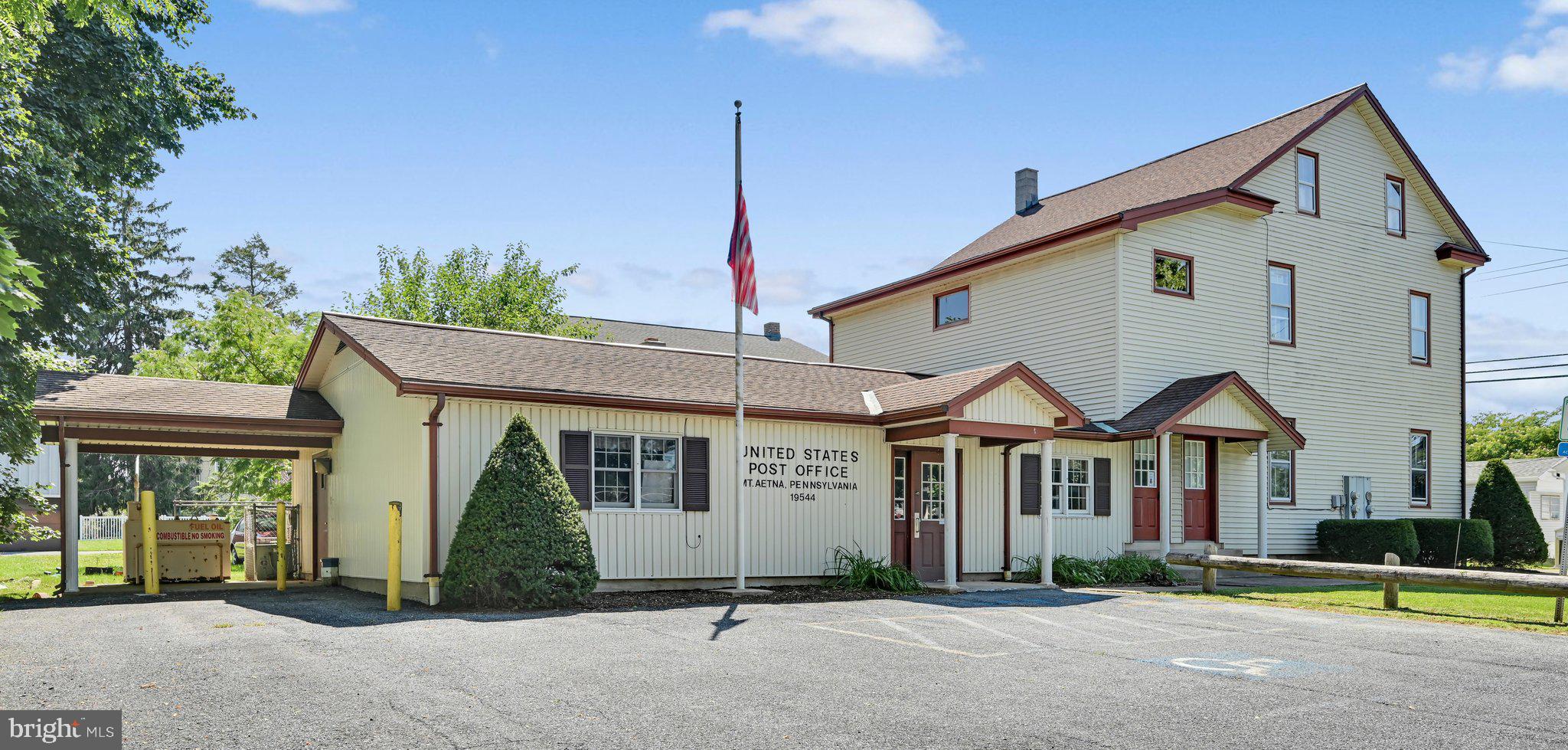 7663 Lancaster Ave, Myerstown, PA 17067 photo