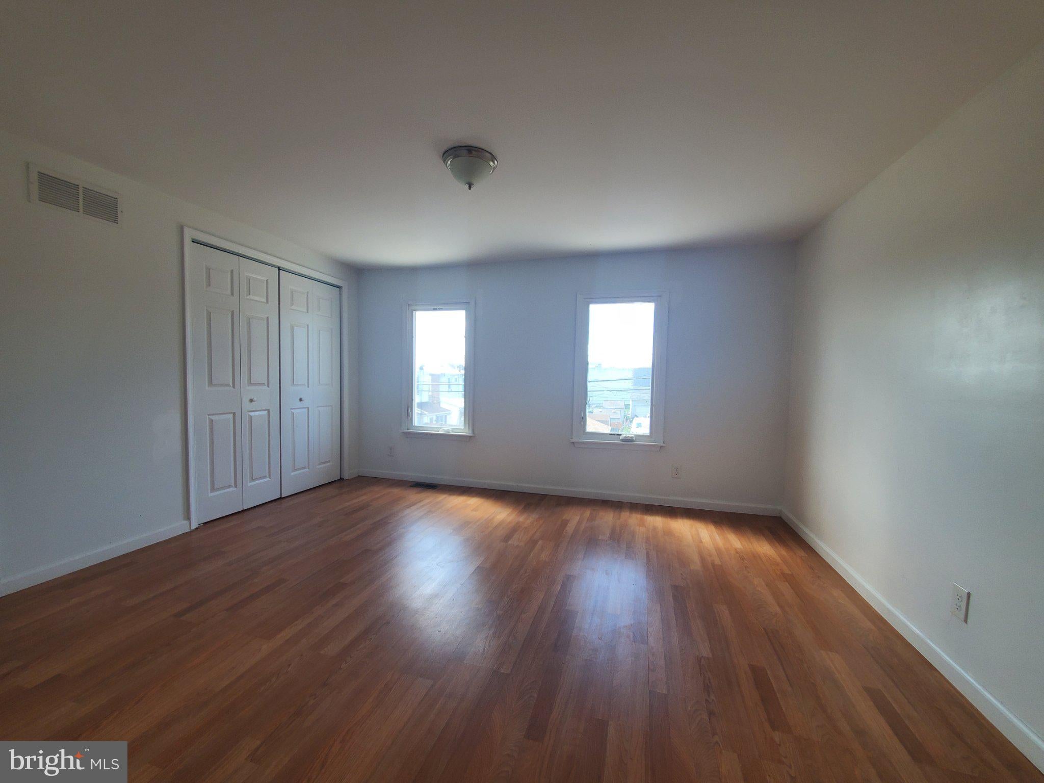 1209 Leiper St, Crum Lynne, PA 19022 photo