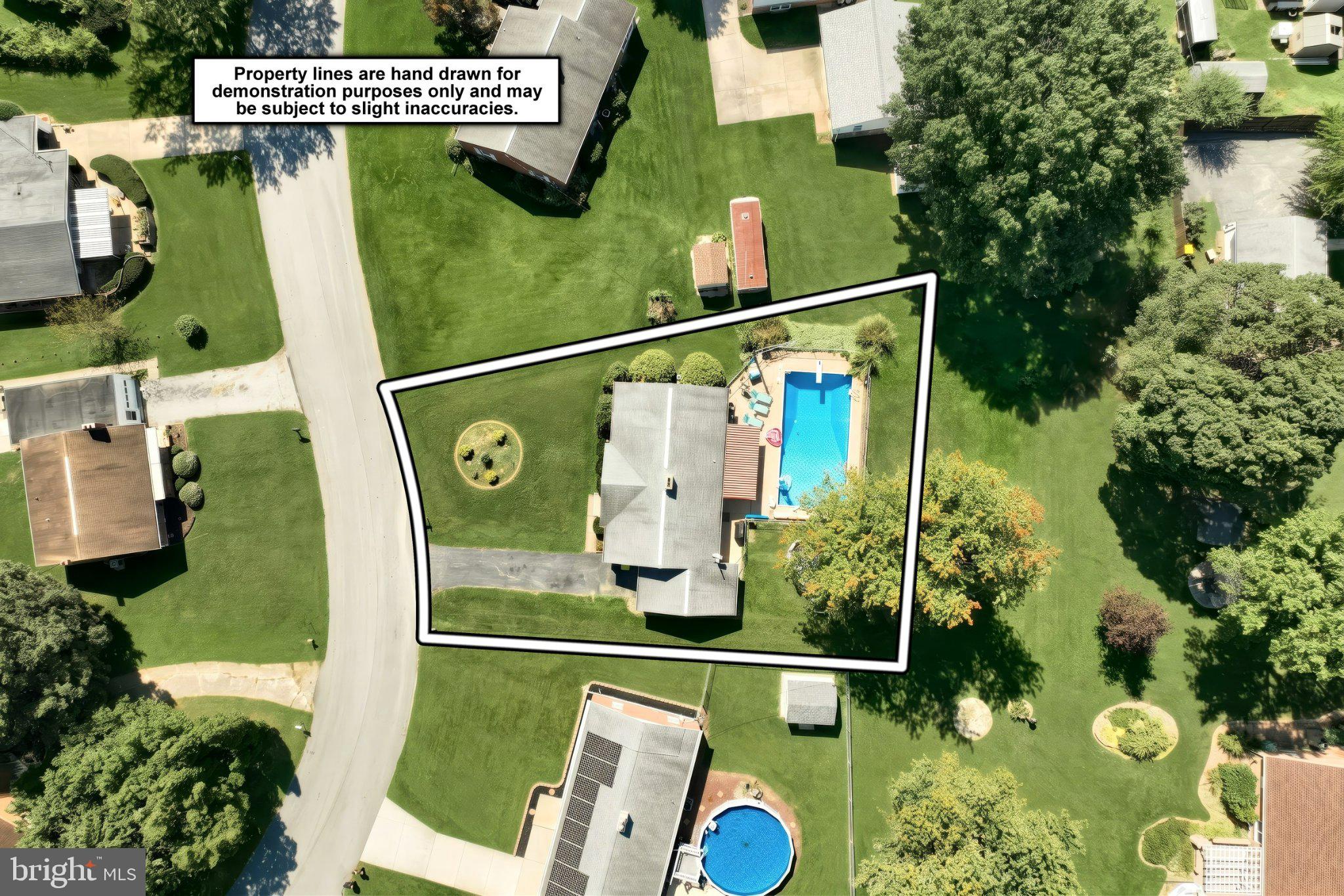1767 San Gabriel Dr, York, PA 17406 photo