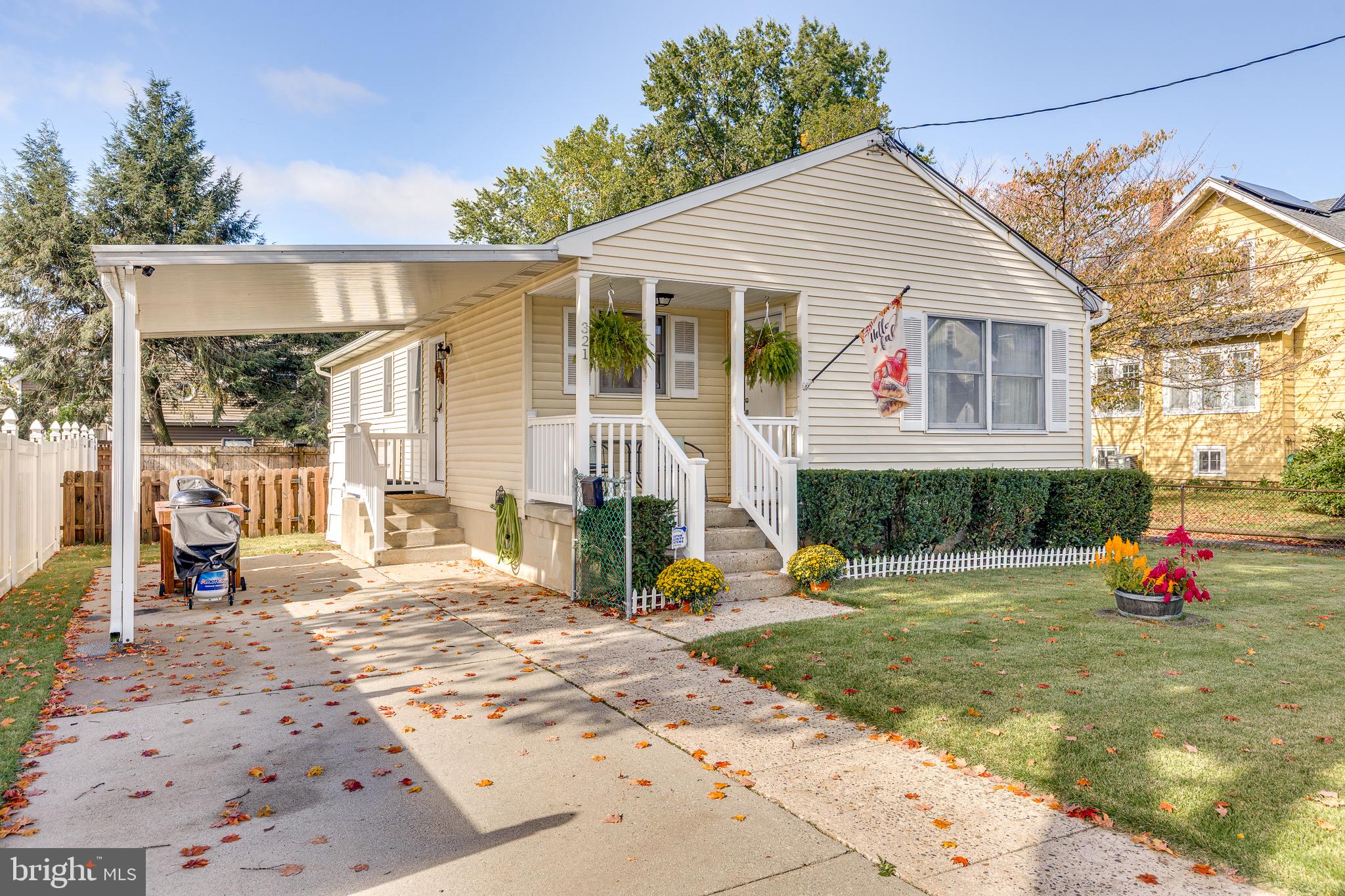 321 Edgewood Ave, Delanco, NJ 08075 photo
