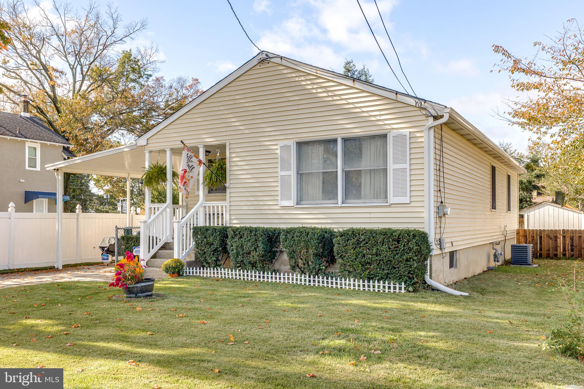 321 Edgewood Ave, Delanco, NJ 08075 photo