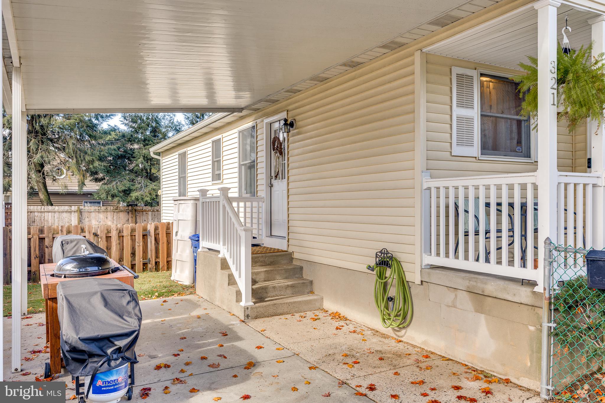 321 Edgewood Ave, Delanco, NJ 08075 photo