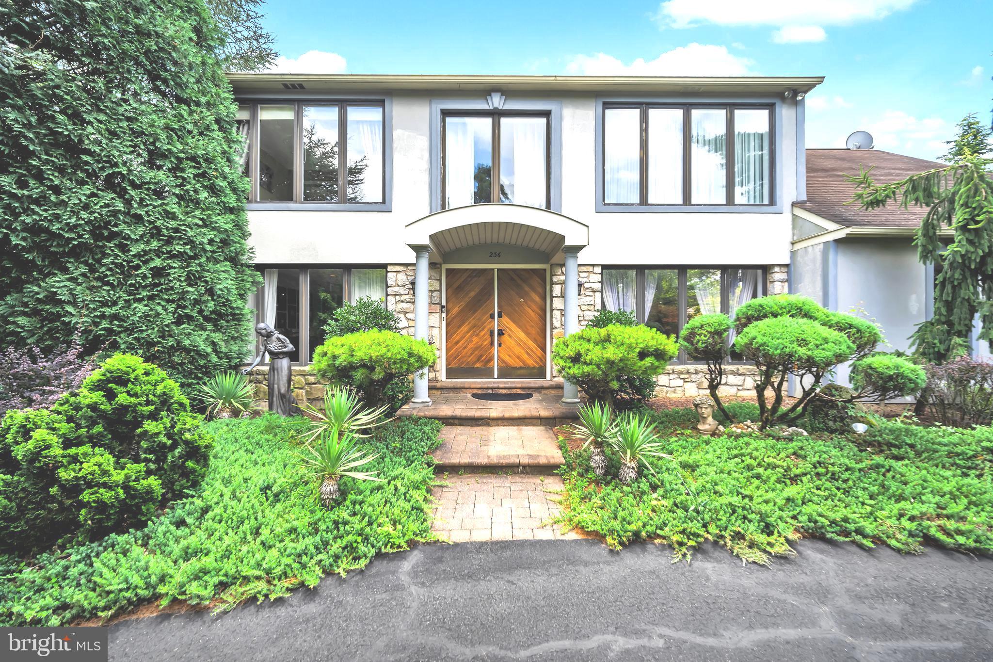 236 Hilltop Dr, Churchville, PA 18966