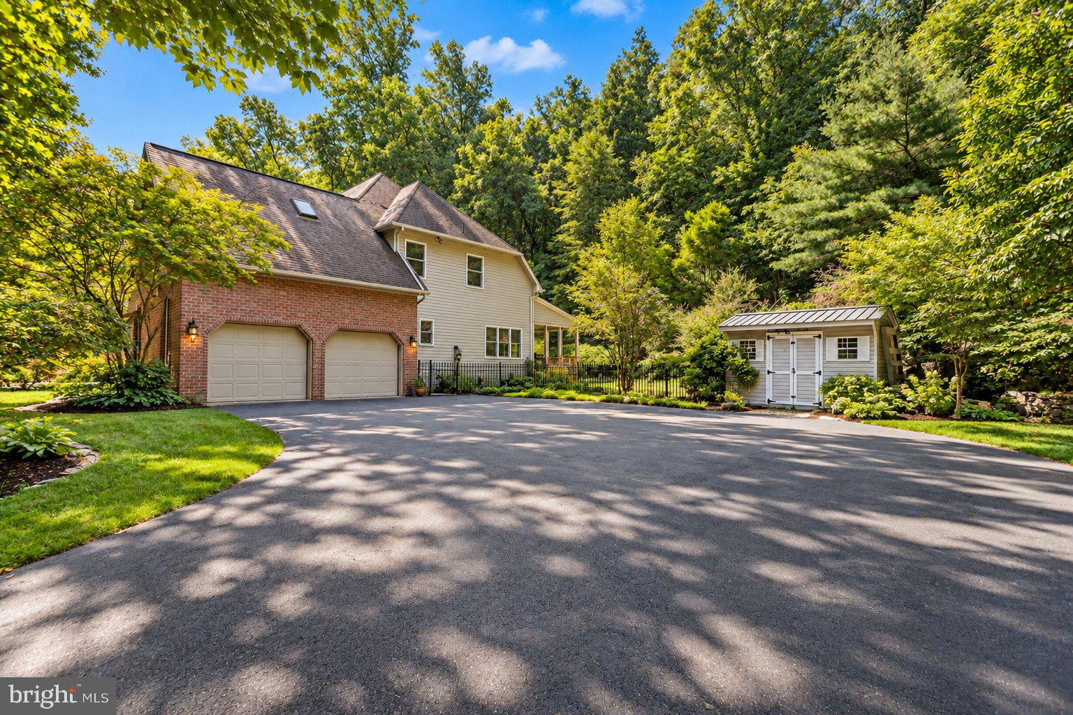 661 Hunters Ln, Lewisberry, PA 17339 photo