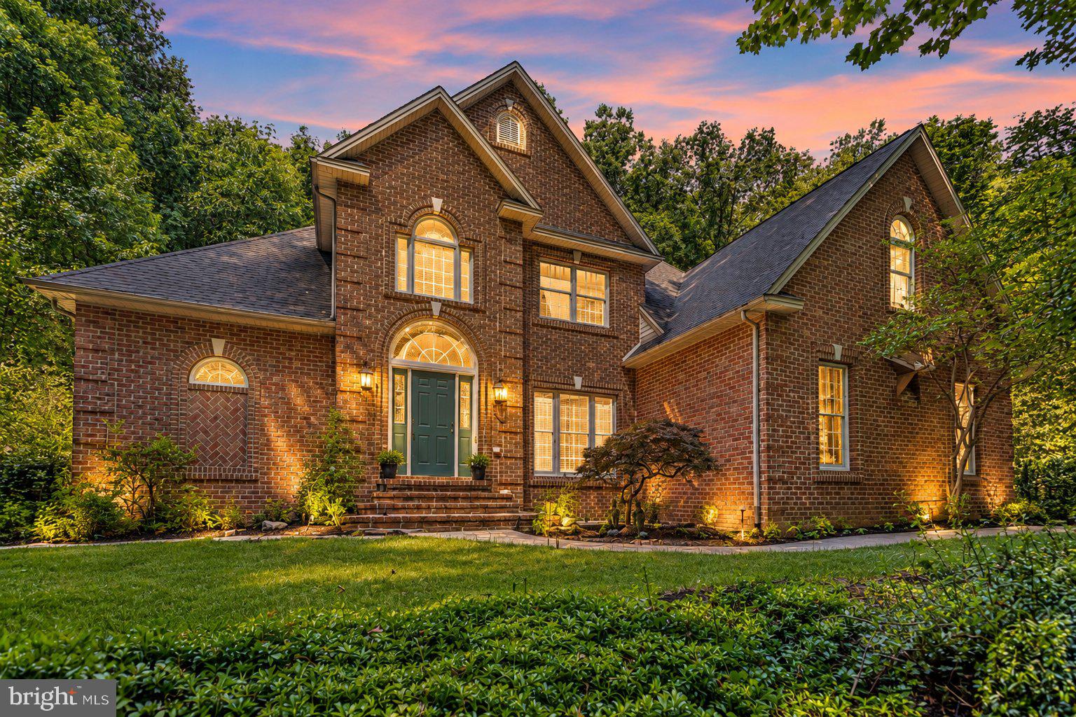 661 Hunters Ln, Lewisberry, PA 17339