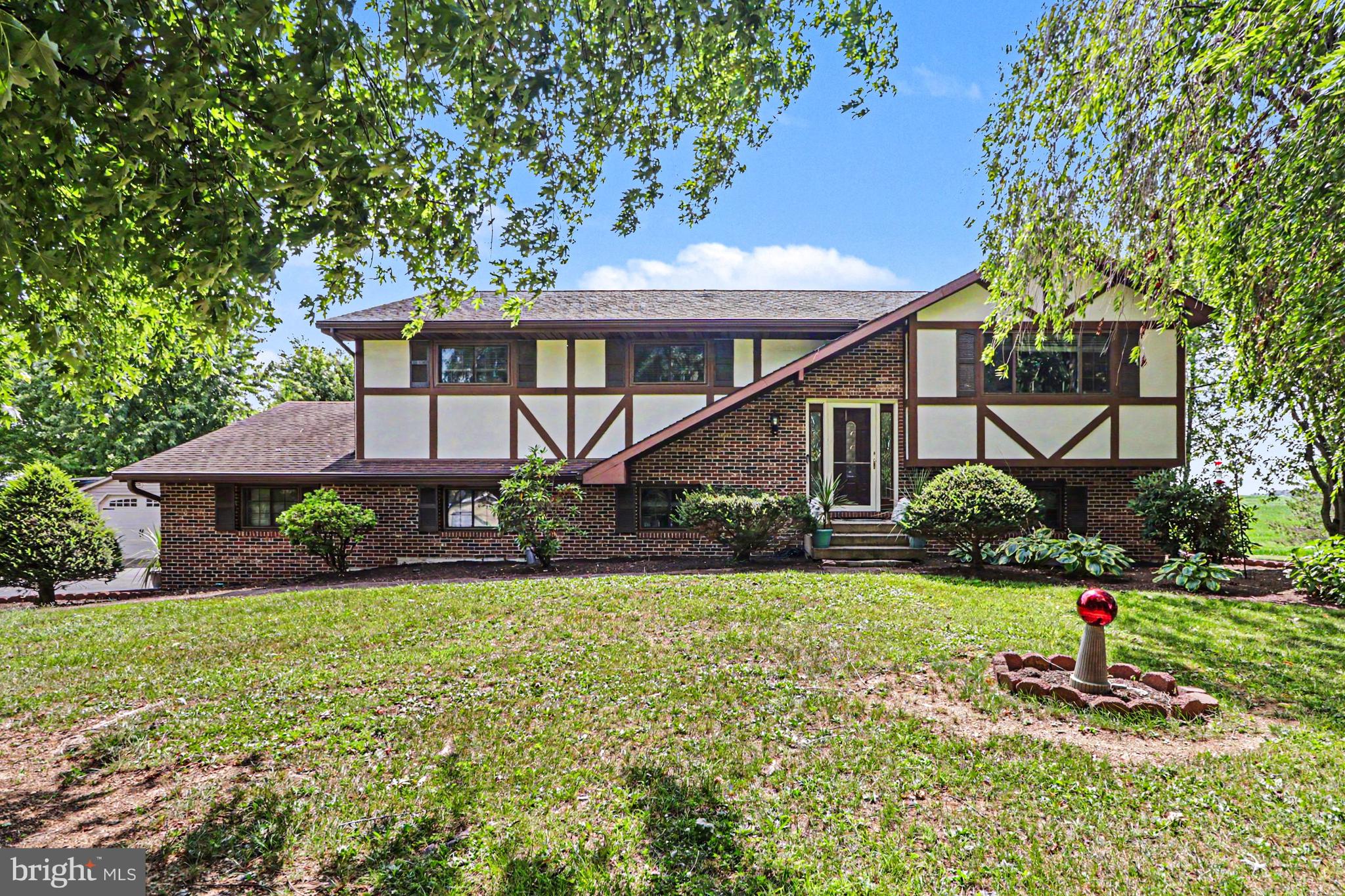 330 Colt Dr, Grantville, PA 17028 photo