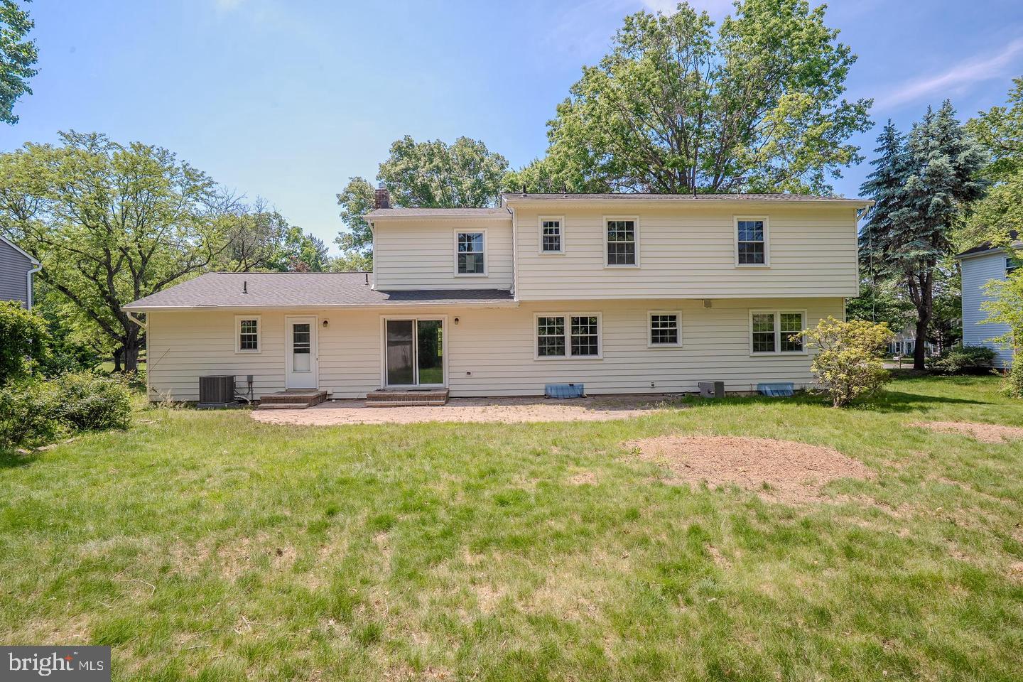 18 Parker Rd, Plainsboro, NJ 08536 photo