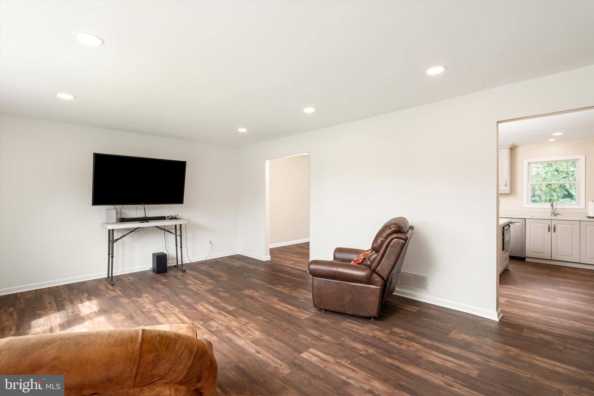 9 Post Ln, Hamilton Twp, NJ 08620 photo