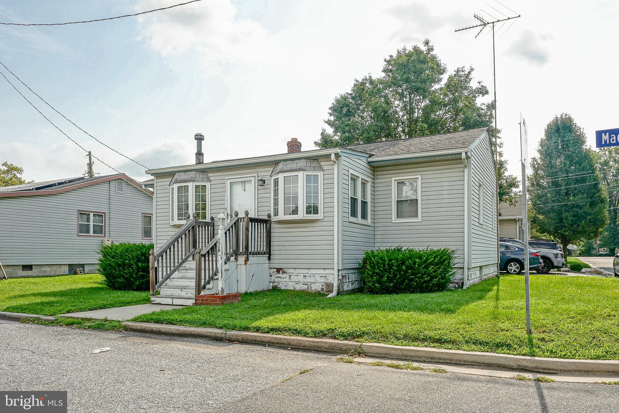 100 Madison St, Deepwater, NJ 08023