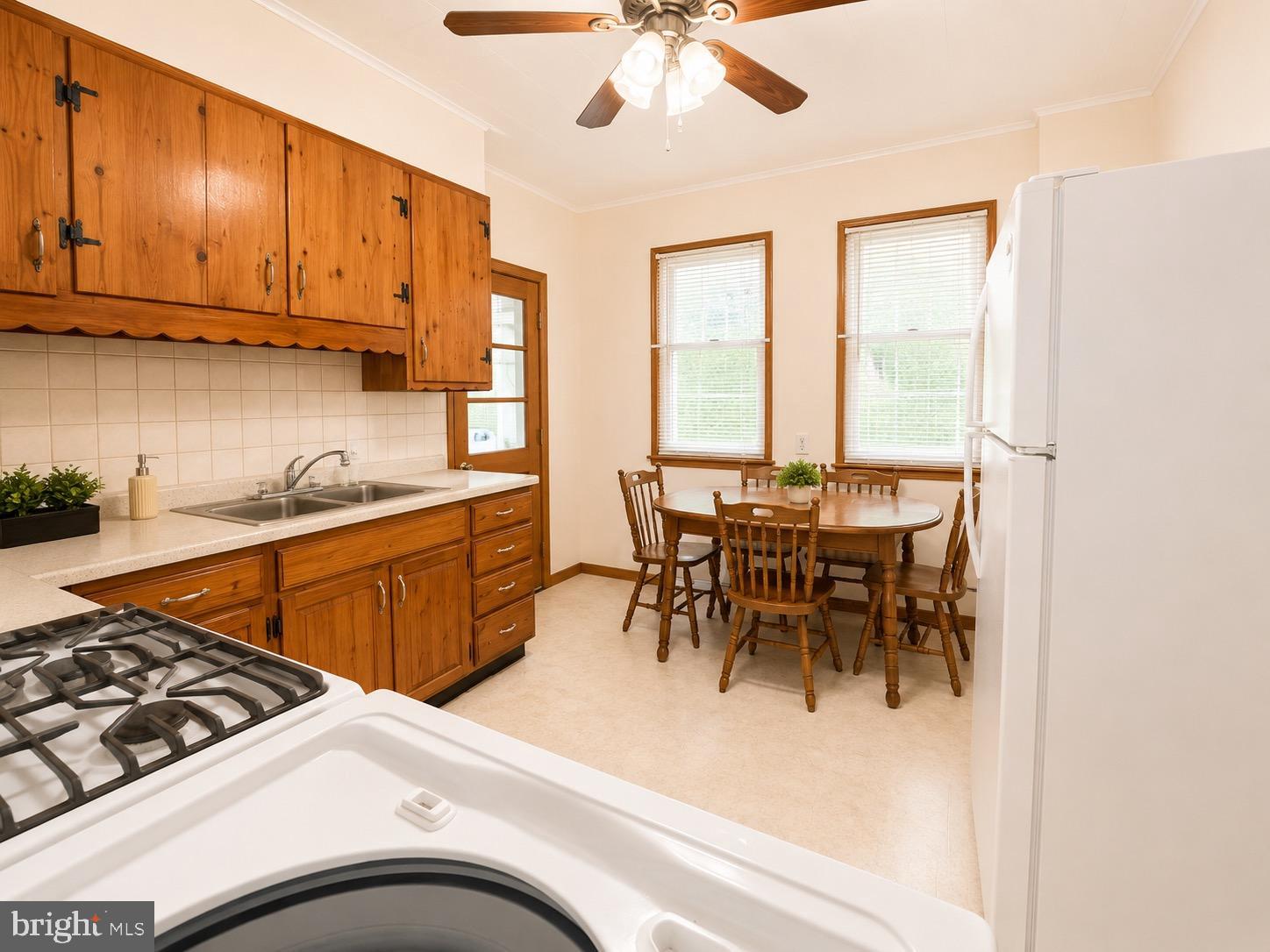 1212 Adeline St, Trenton, NJ 08610 photo