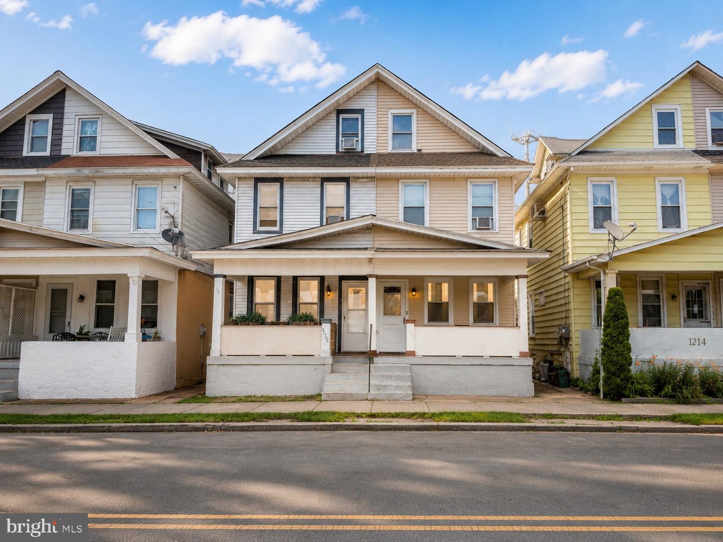 1212 Adeline St, Trenton, NJ 08610