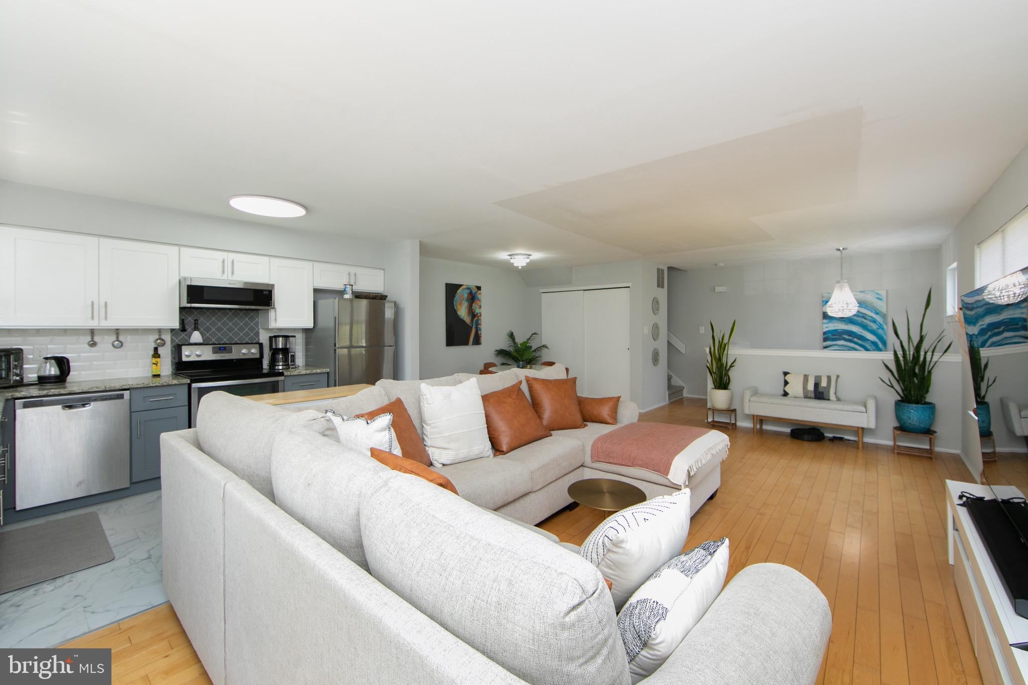 202 Ashby Ct, Mount Laurel, NJ 08054 photo