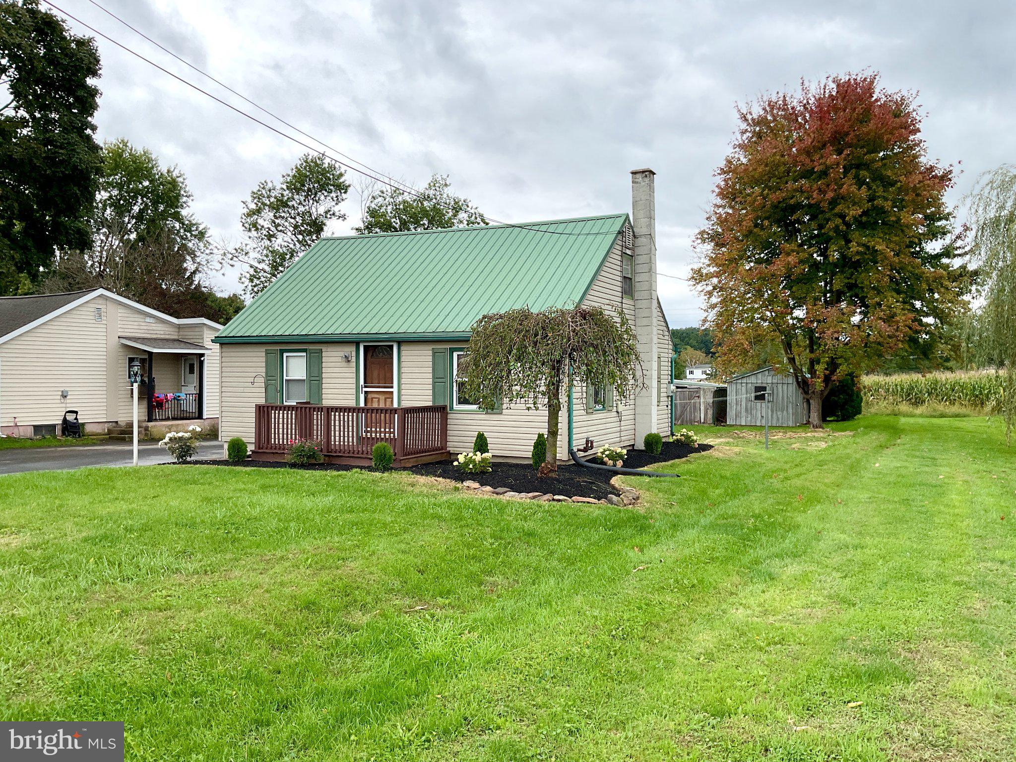 641 N Farmersville Rd, Ephrata, PA 17522 photo