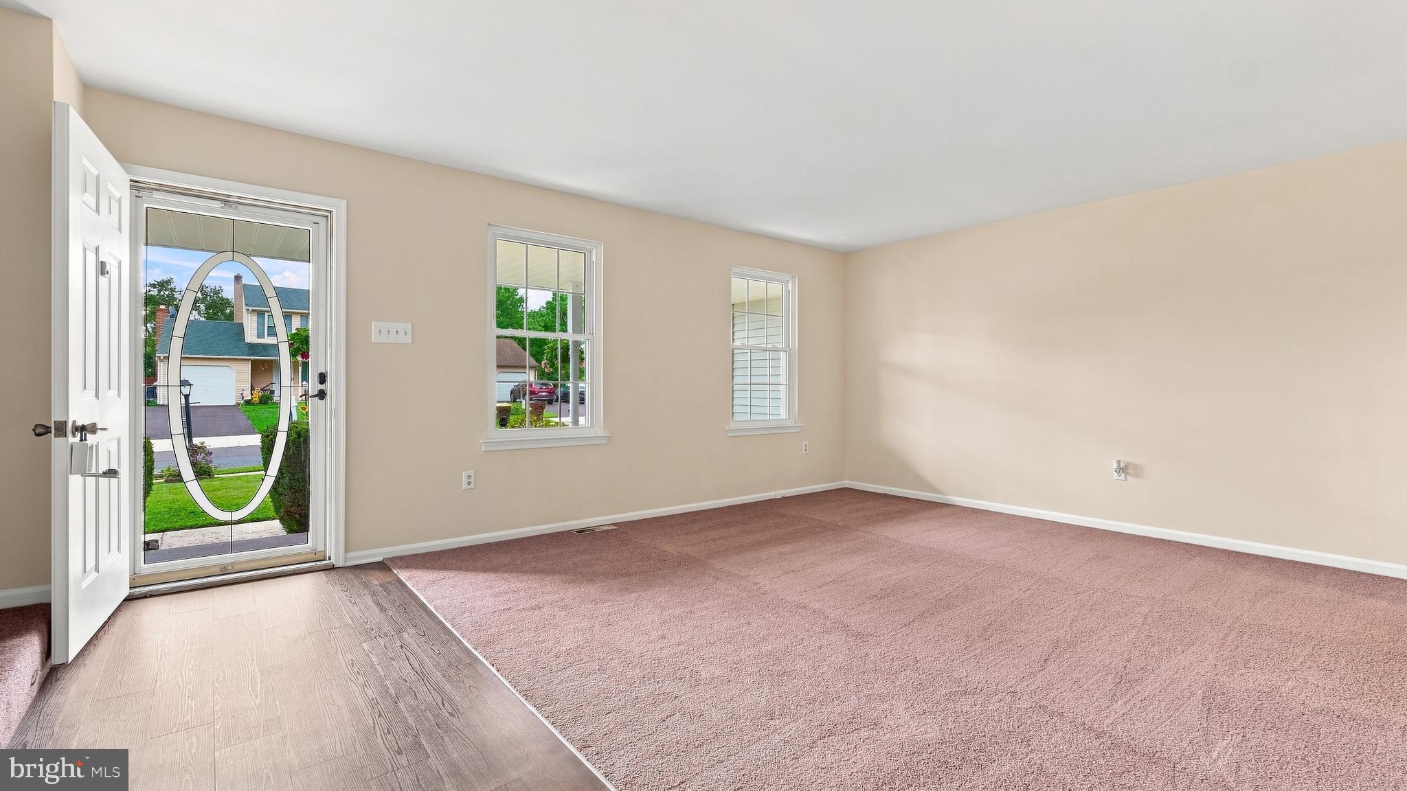431 Windsor Dr, Harleysville, PA 19438 photo