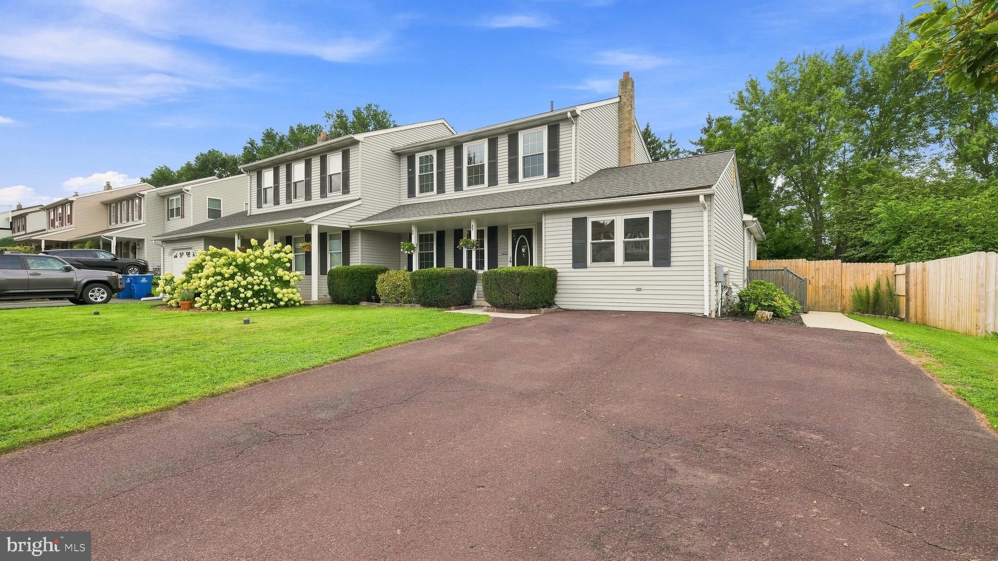 431 Windsor Dr, Harleysville, PA 19438 photo