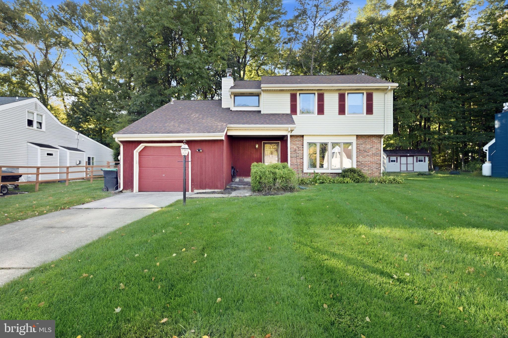 5 Ross Ct, Wilmington, DE 19810